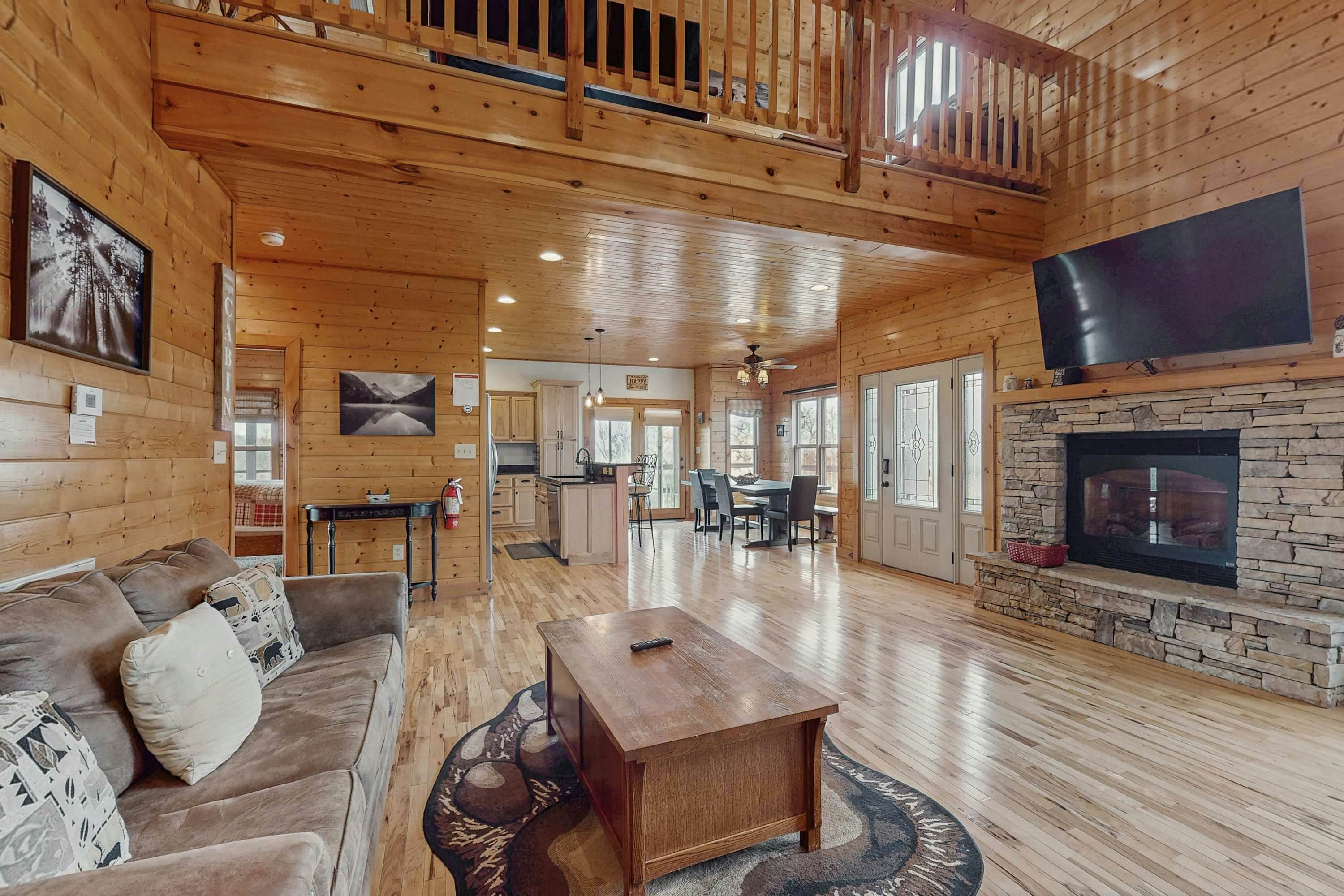 Peaceful Waterfront Retreat, Sleeps 8・Dock・Grill