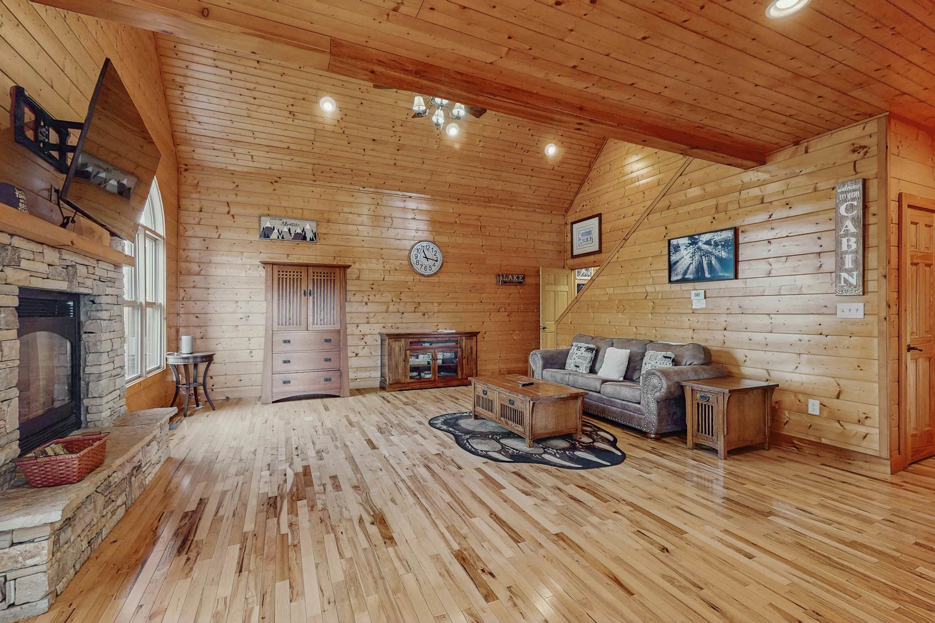 Peaceful Waterfront Retreat, Sleeps 8・Dock・Grill