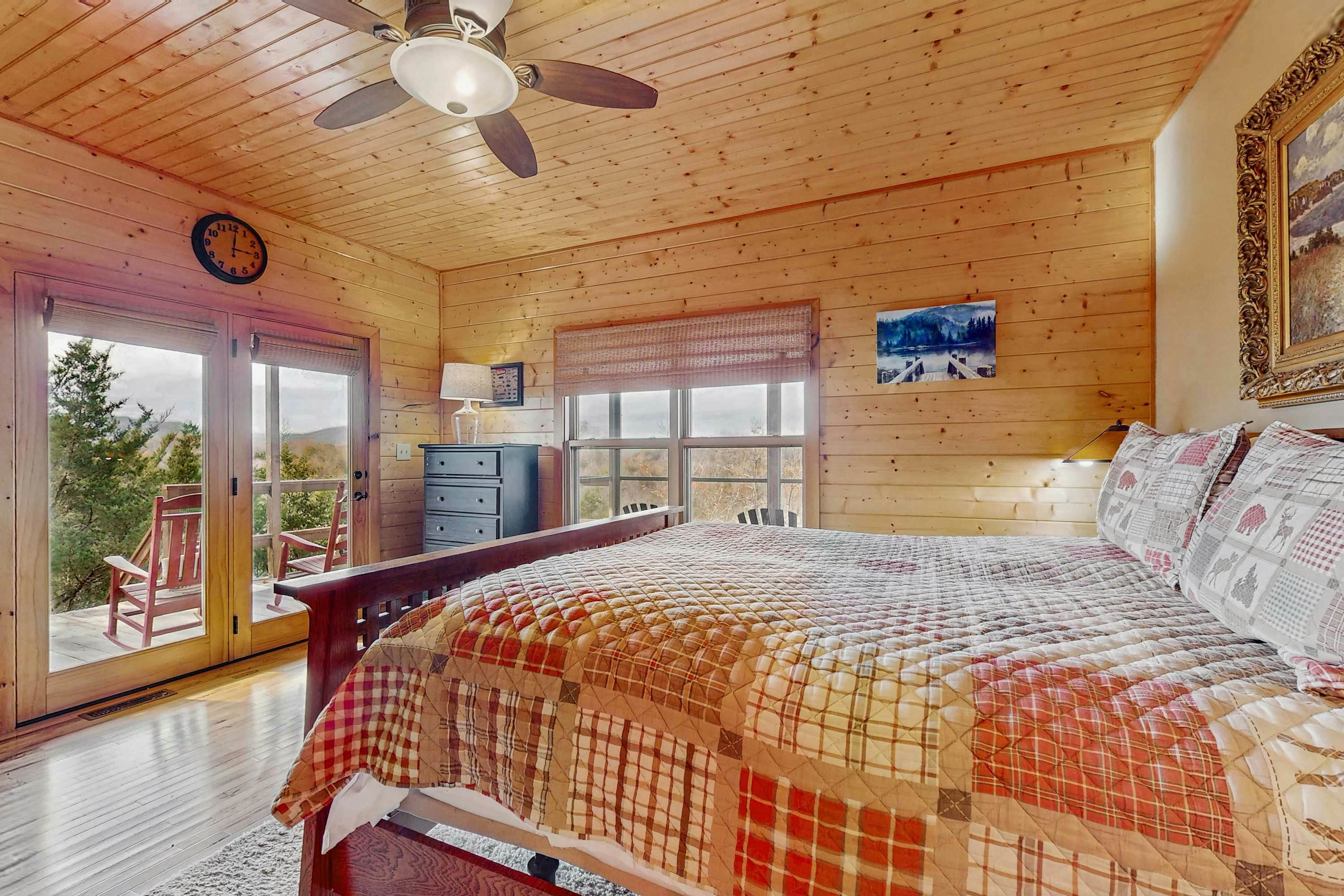 Peaceful Waterfront Retreat, Sleeps 8・Dock・Grill