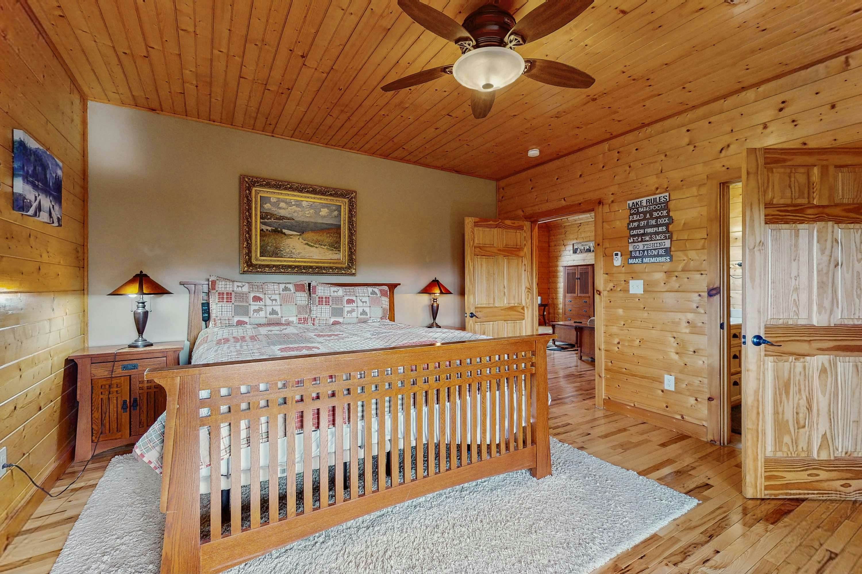 Peaceful Waterfront Retreat, Sleeps 8・Dock・Grill