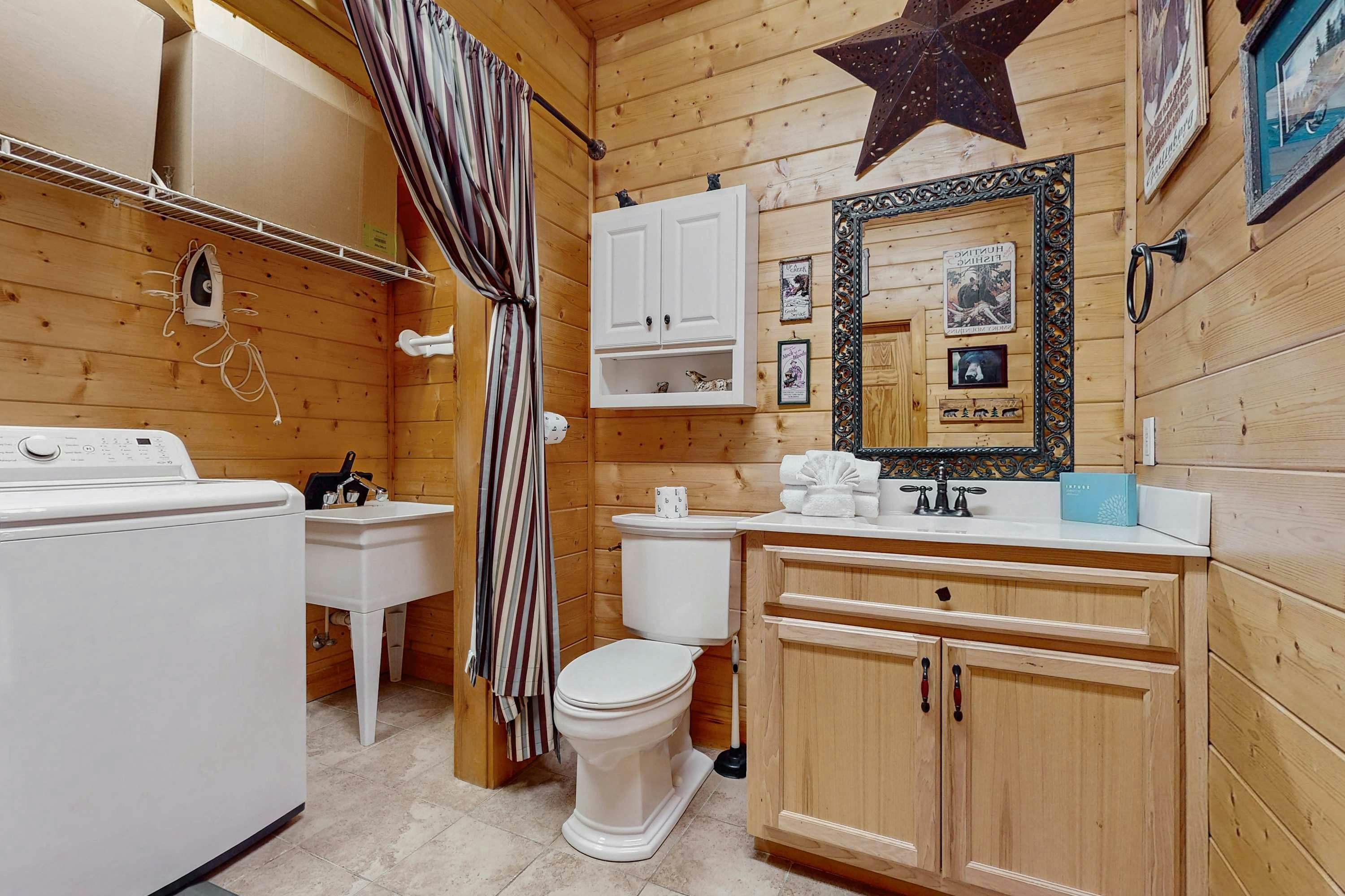 Peaceful Waterfront Retreat, Sleeps 8・Dock・Grill