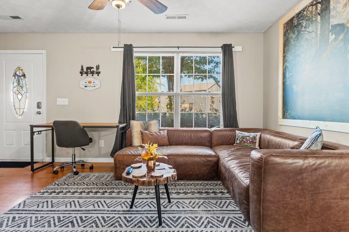 Peaceful Stay Awaits, Sleeps 6・Hot tub・Arcade