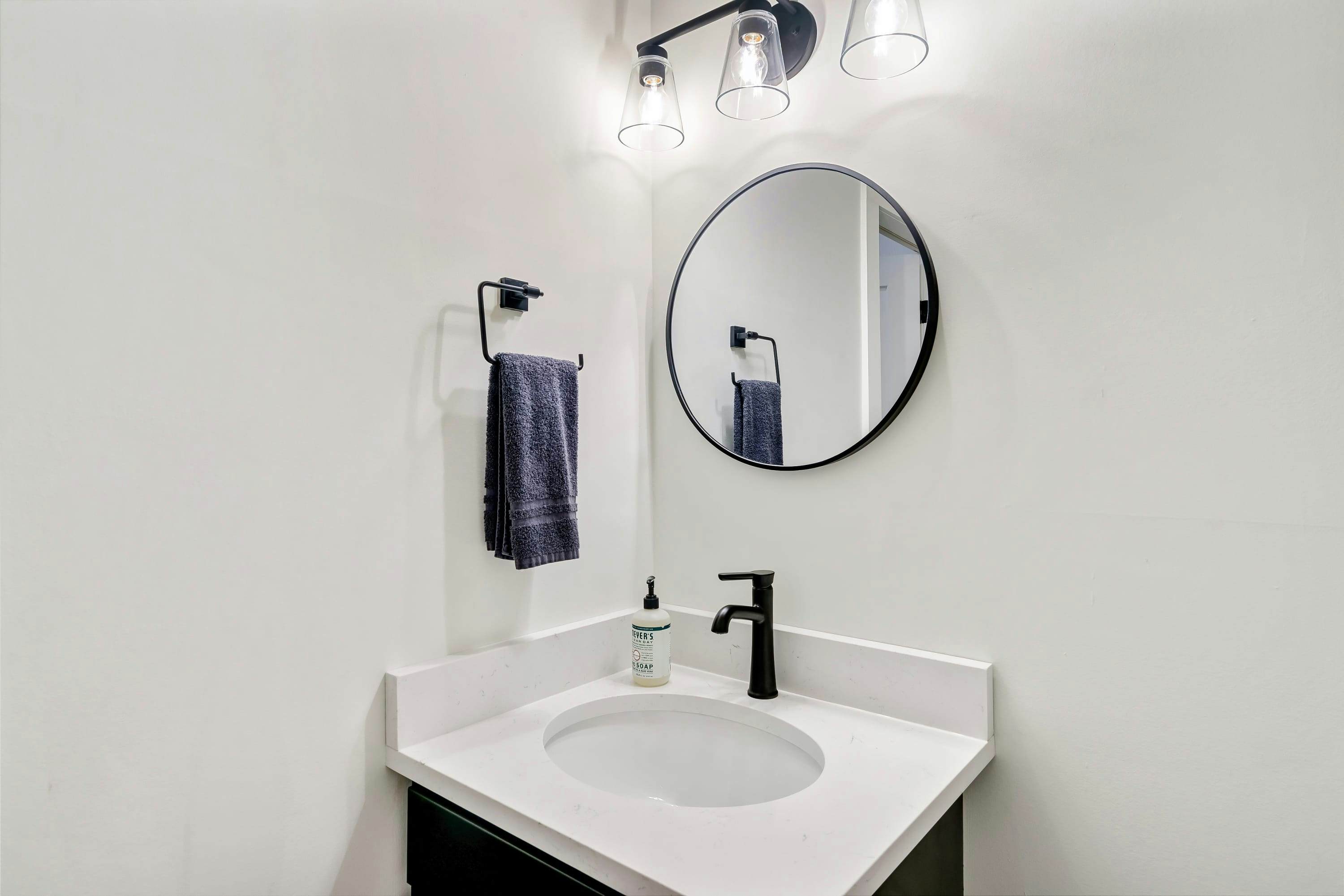 Modern Cabin, Sleeps 10・Indoor Pool・Hot Tub・Games