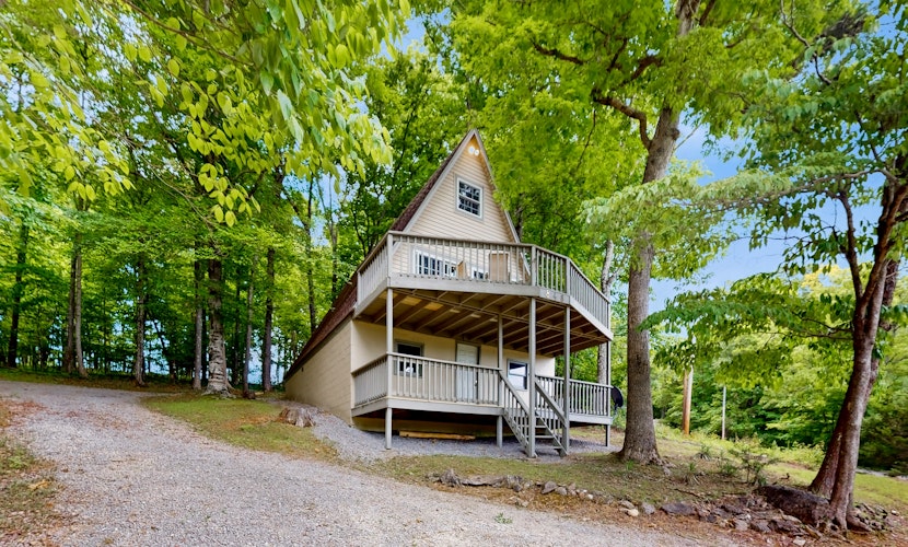 Cozy A Frame Cabin, Sleep 8・Near Marina・Deck・Grill