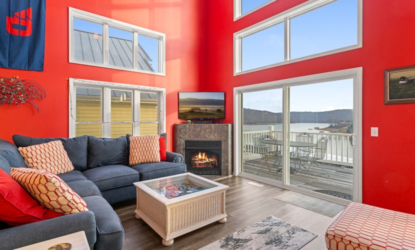 Family Friendly・Boat Slip・Lake Front・Pool・Hot Tub