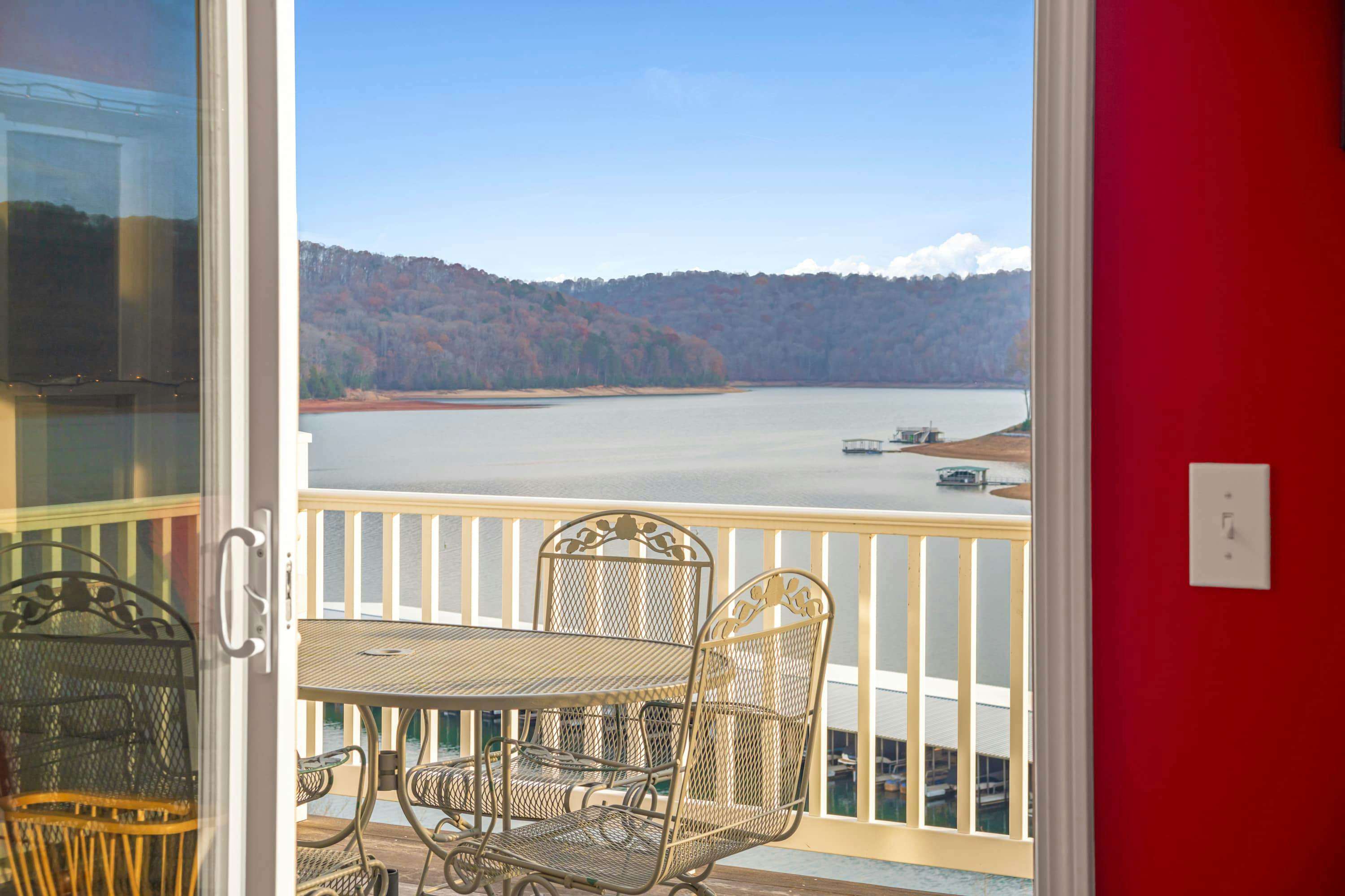 Family-friendly Home・Hot Tub・Lake View・Pool Access