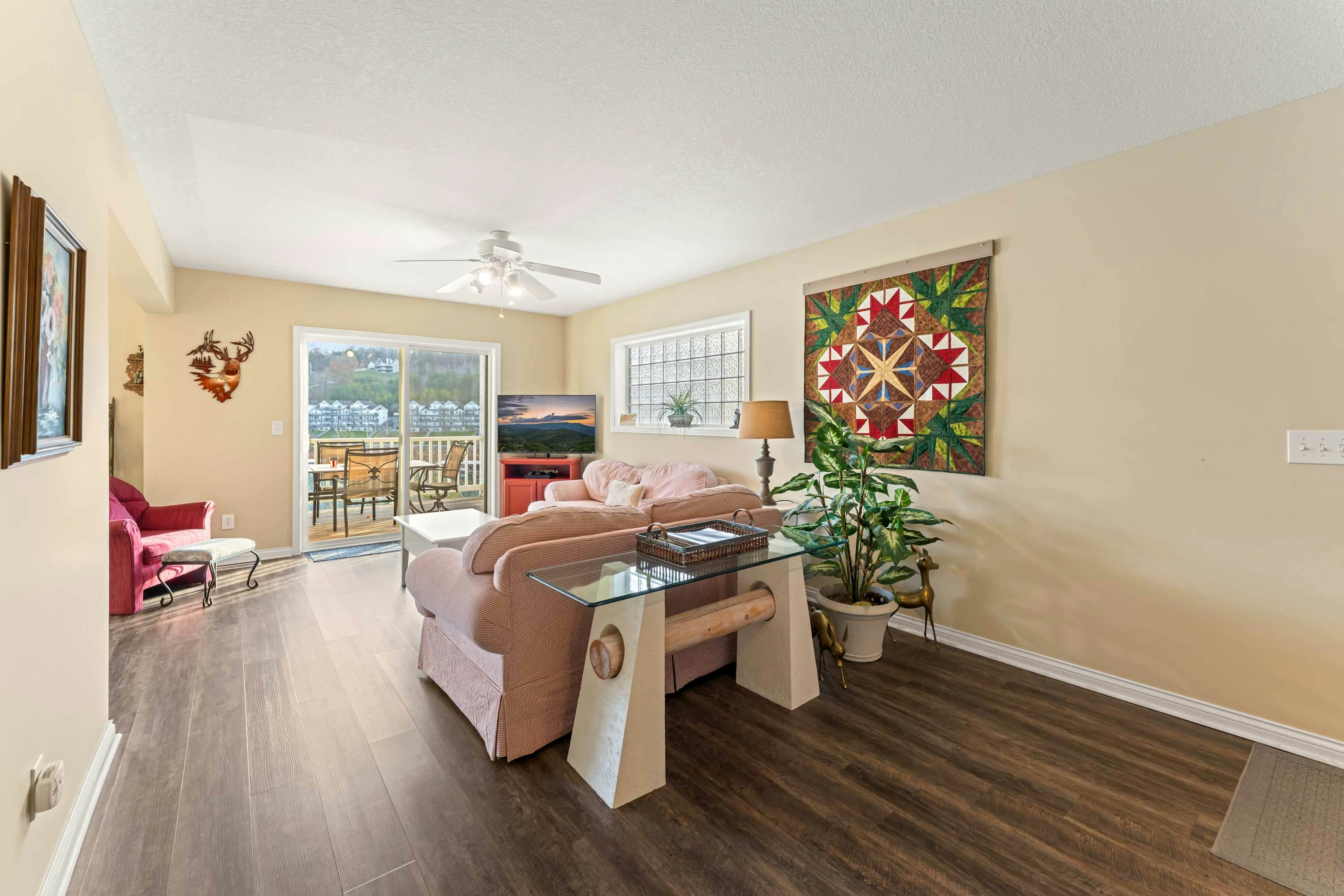 Family-friendly Home・Hot Tub・Lake View・Pool Access