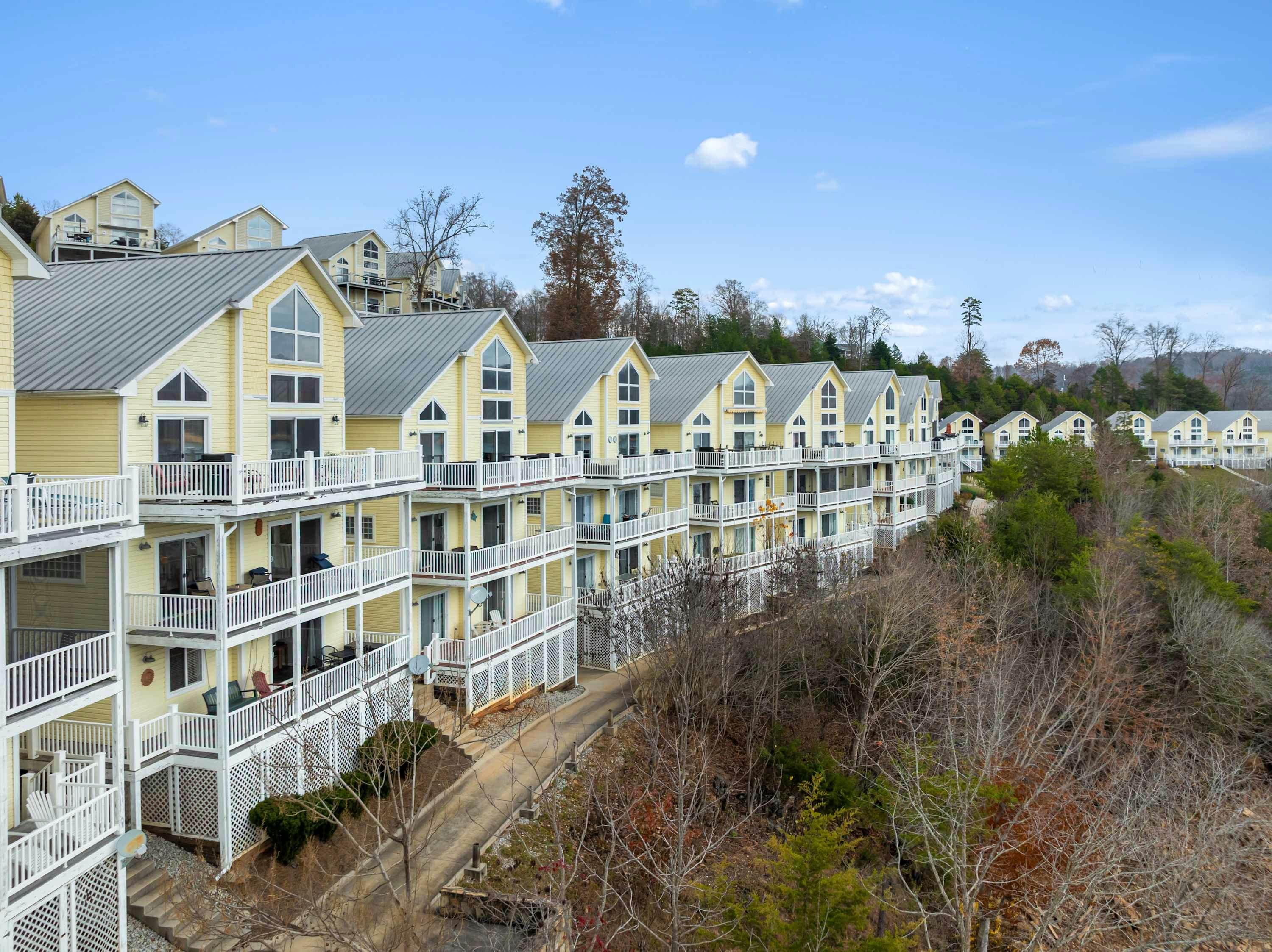 Family-friendly Home・Hot Tub・Lake View・Pool Access