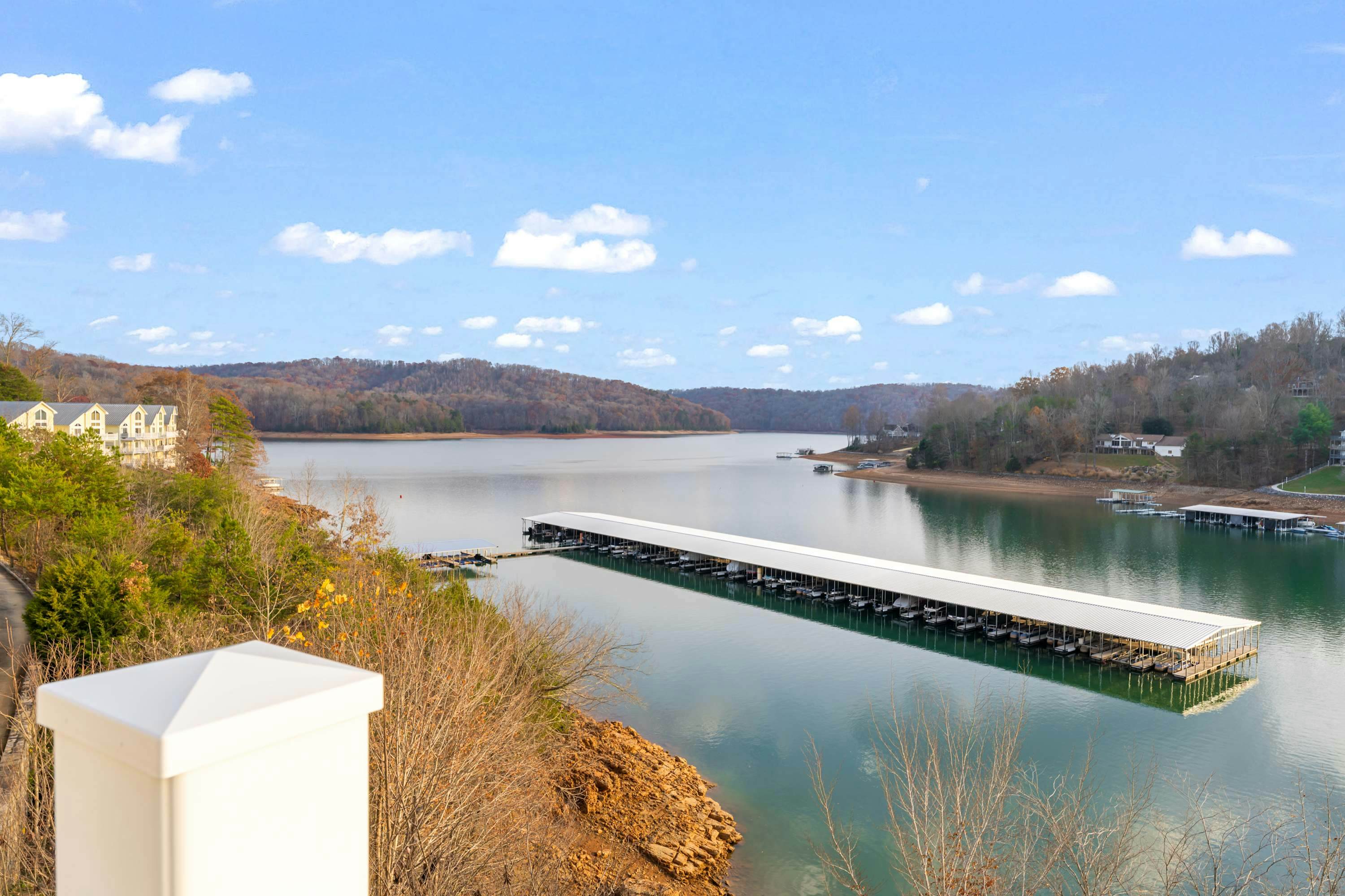 Family-friendly Home・Hot Tub・Lake View・Pool Access