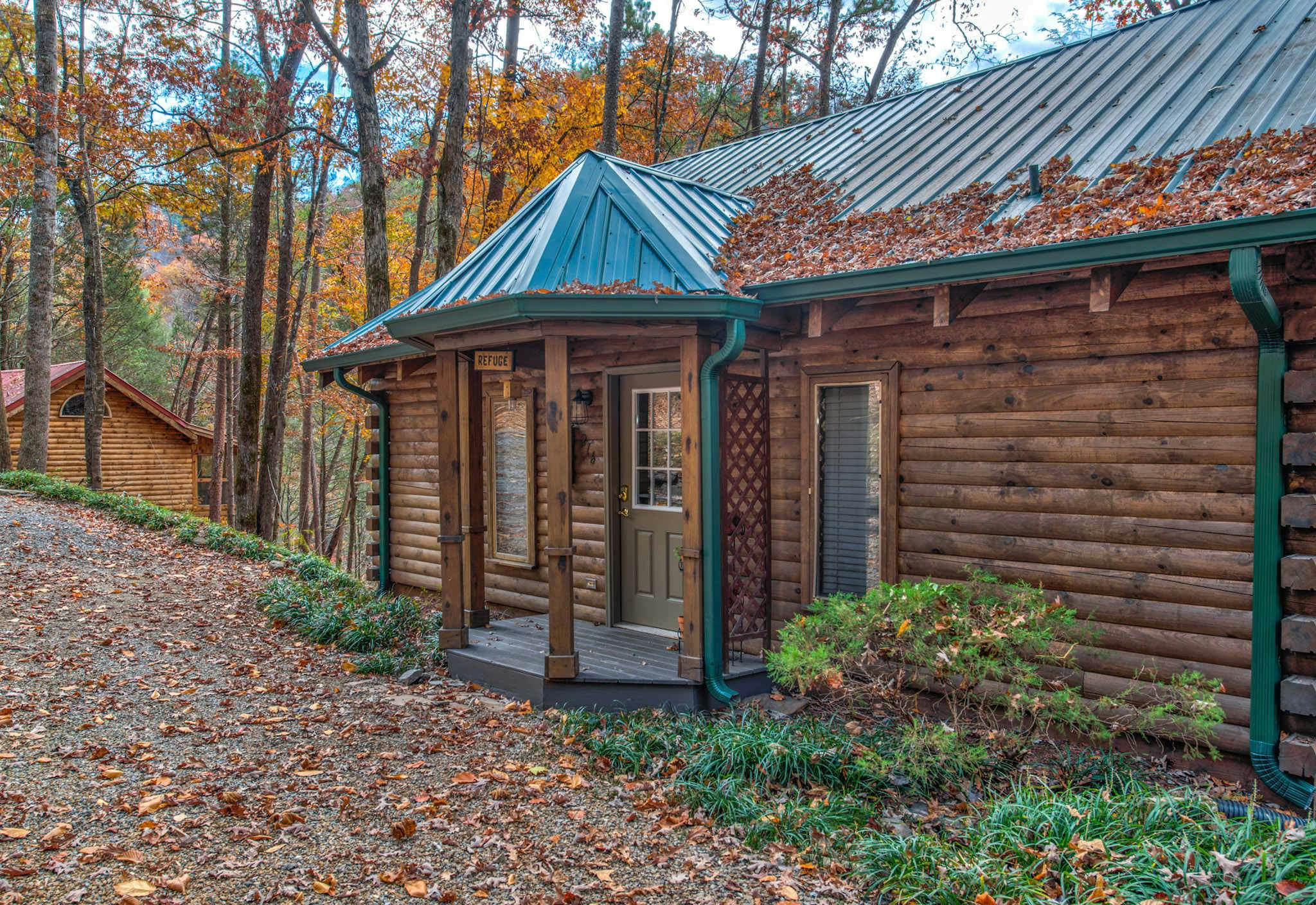 Lovely Riverfront Home, Sleeps 4・Water Views