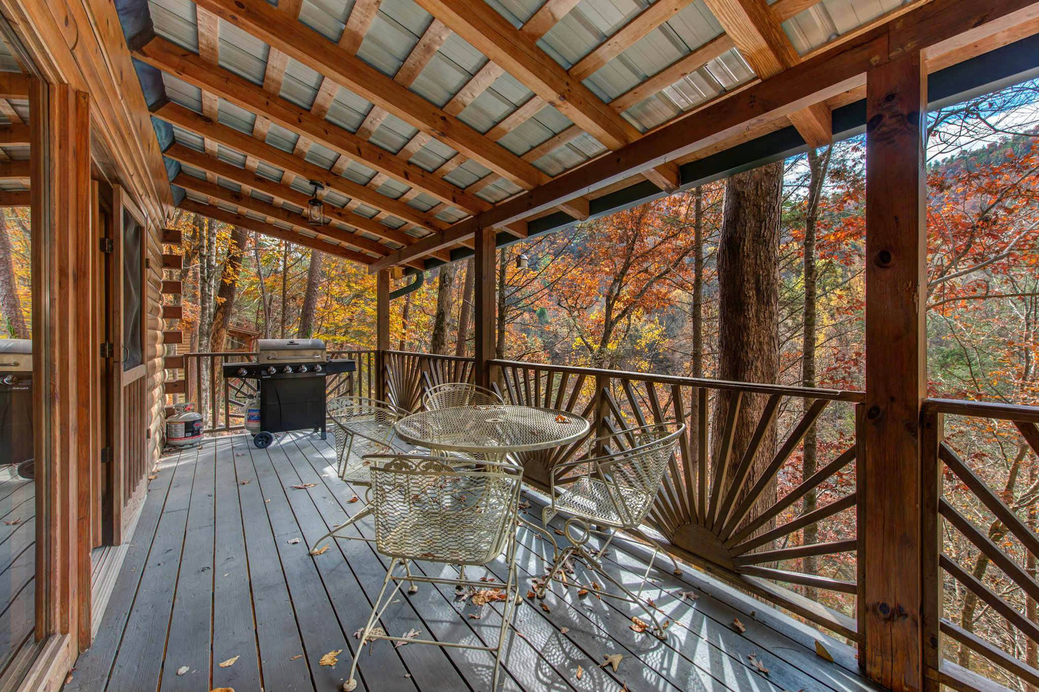 Lovely Riverfront Home, Sleeps 4・Water Views