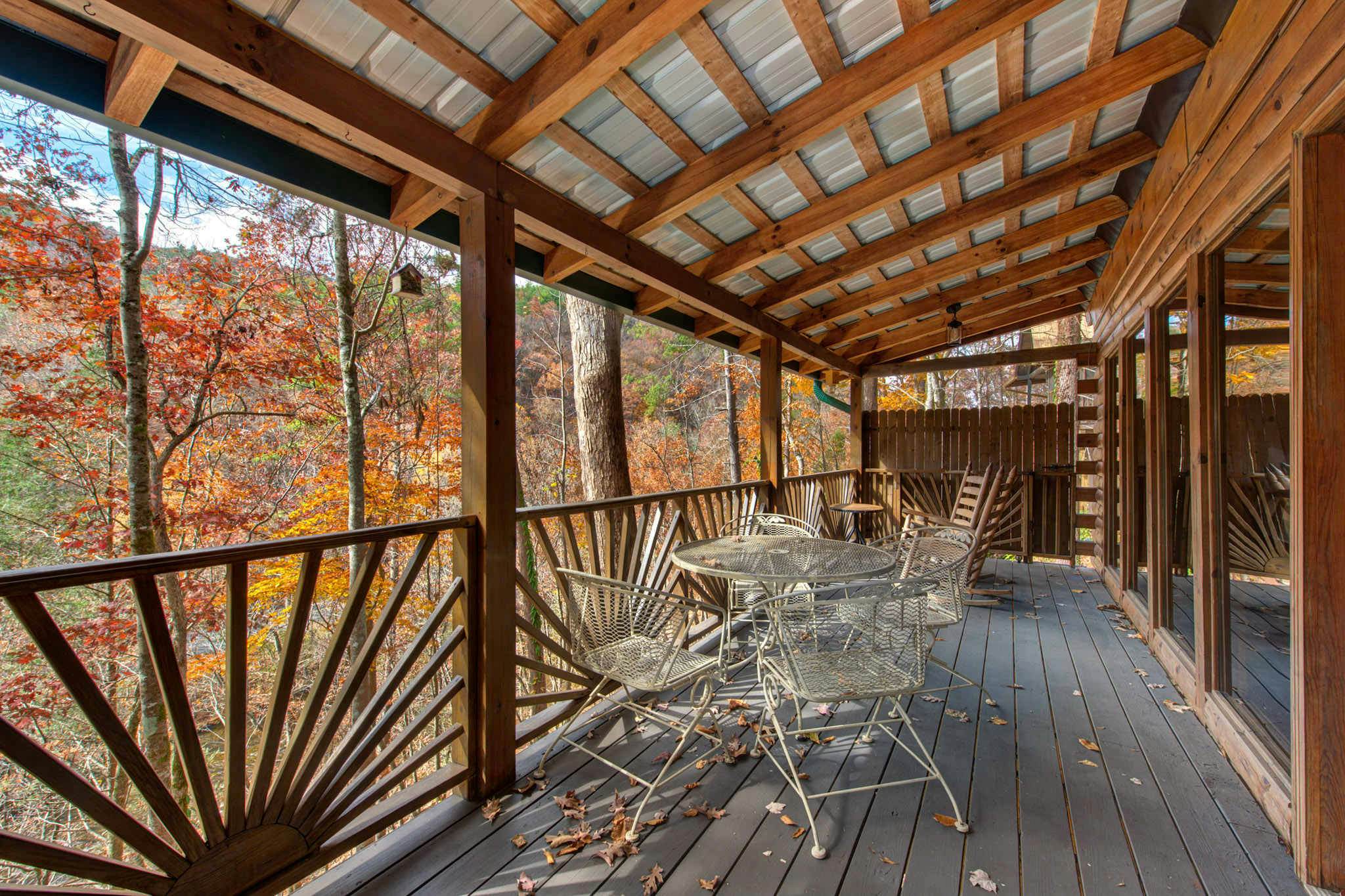 Lovely Riverfront Home, Sleeps 4・Water Views