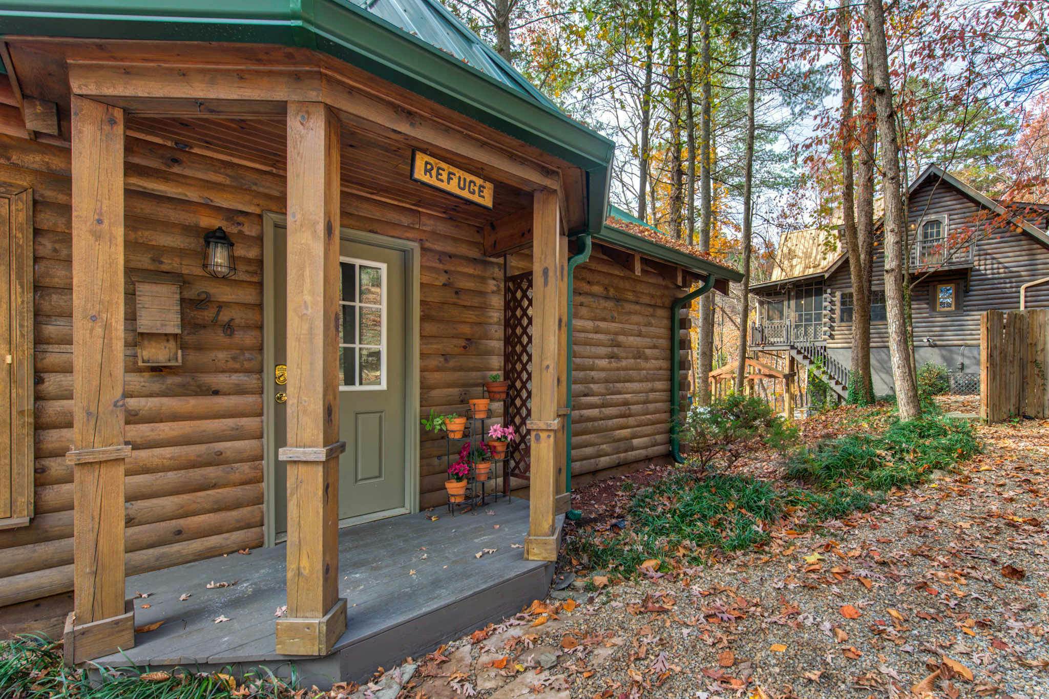 Lovely Riverfront Home, Sleeps 4・Water Views