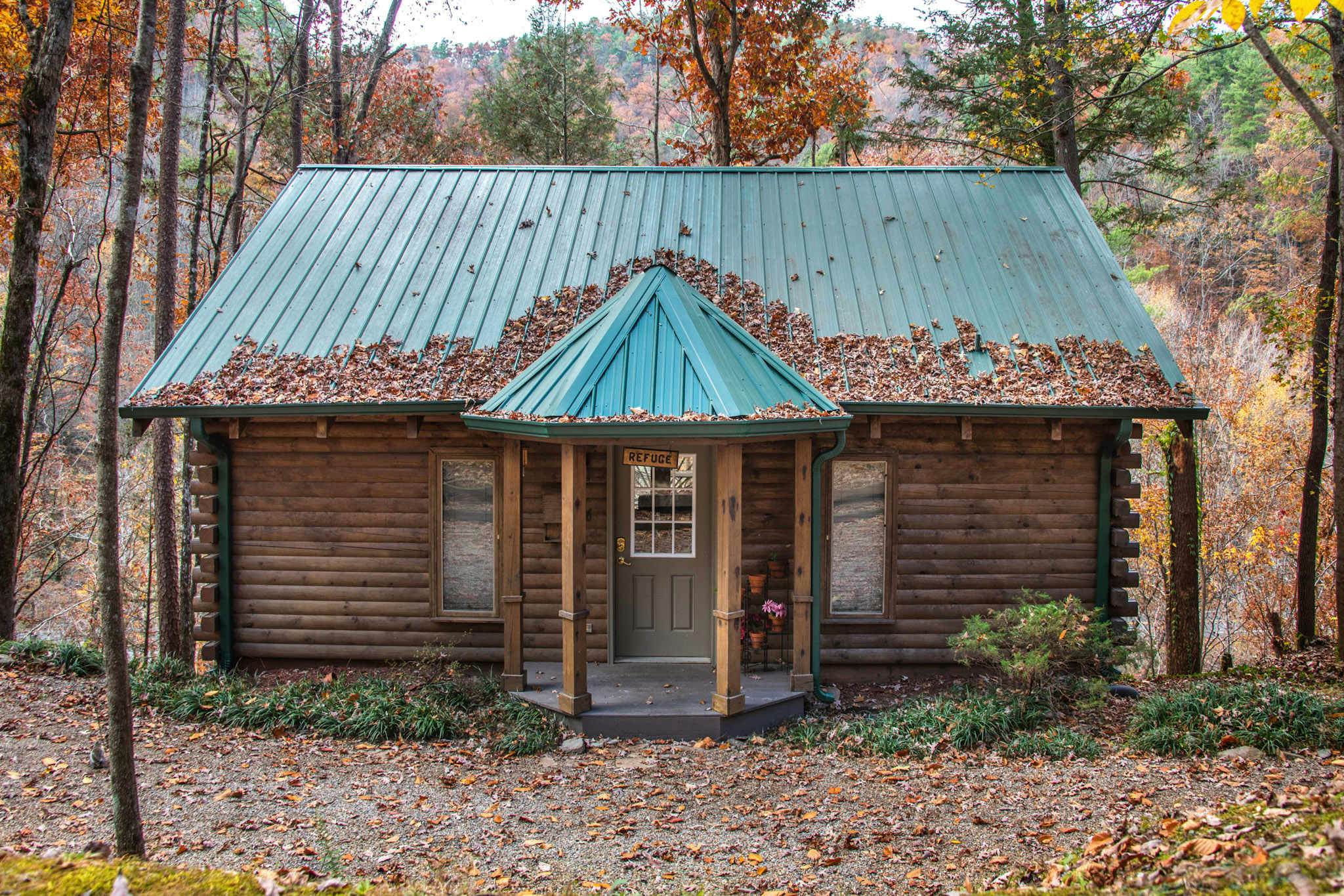 Lovely Riverfront Home, Sleeps 4・Water Views