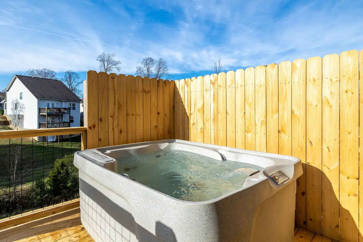 Cozy Cabin, Sleeps 6 near Dollywood・Arcade・Hot Tub