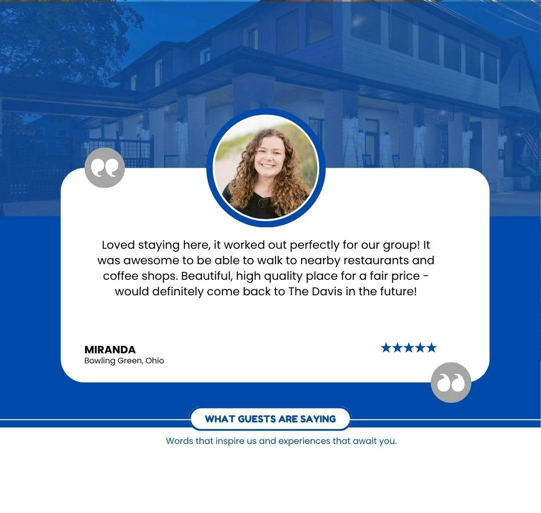 The Davis, Luxury Retreat Villa 1-Block from Dolly