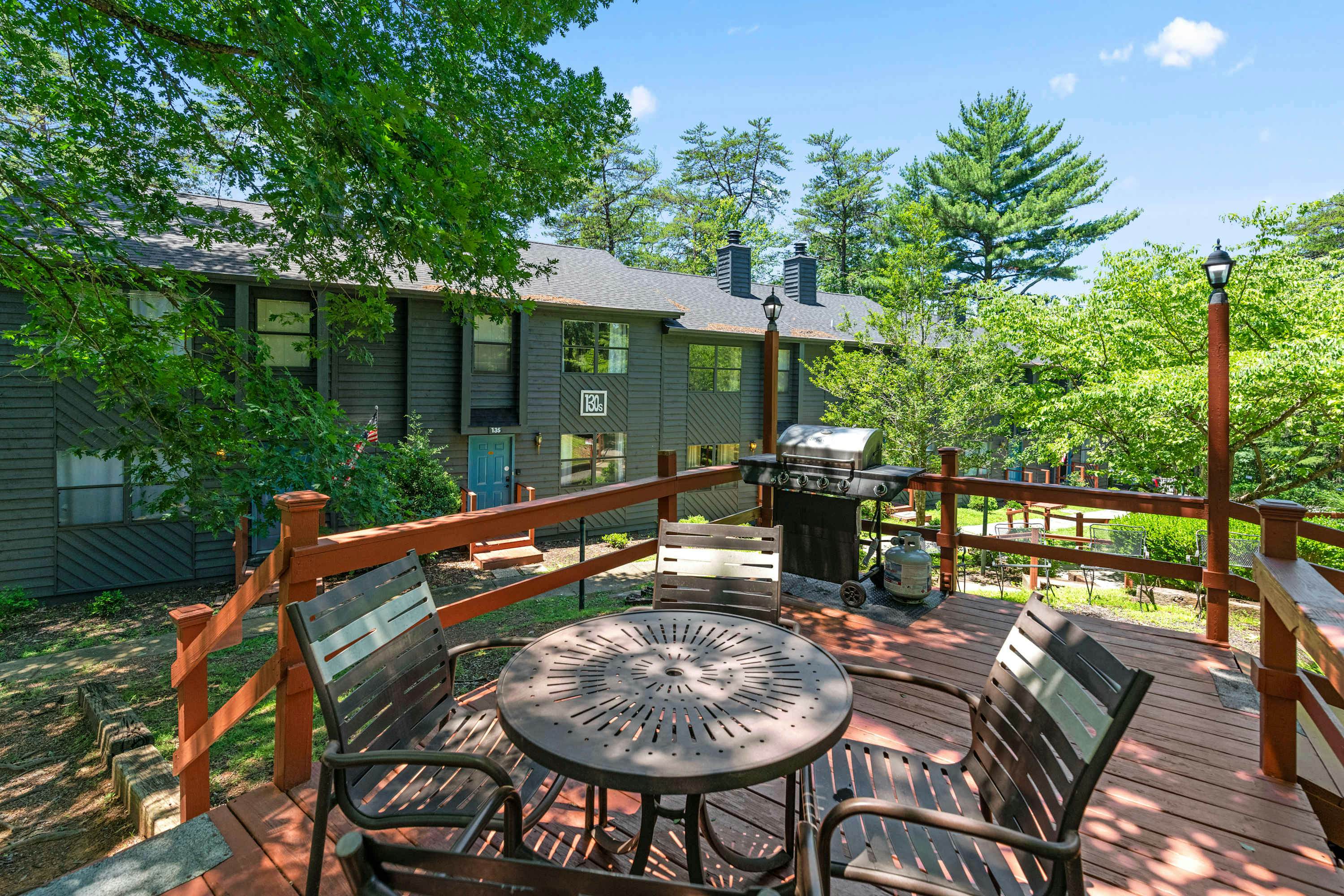 Near Dollywood・Pet Friendly・Sleeps 8, Pool, Grill