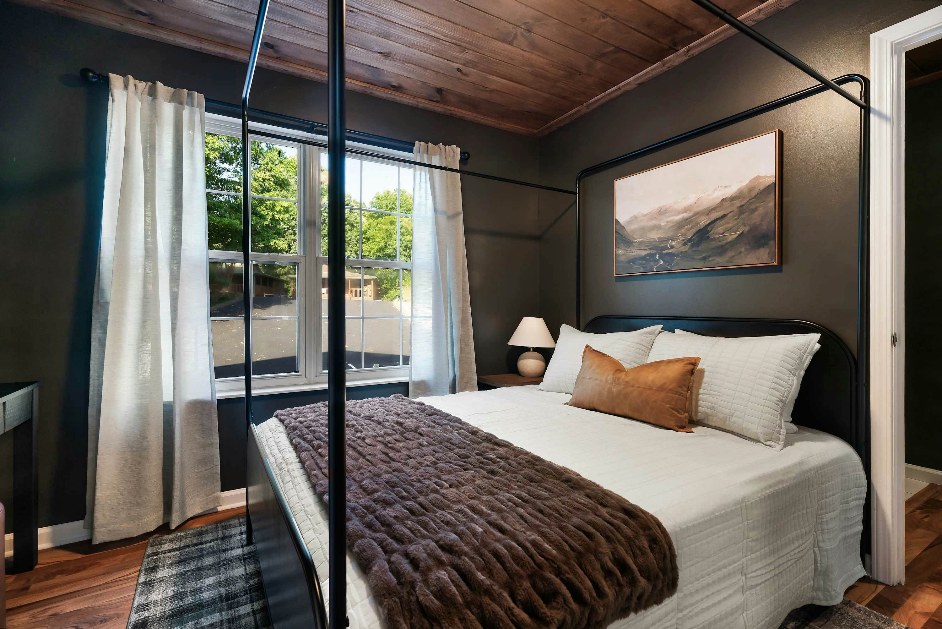 Near Pkwy / Dollywood, Sleeps 6・Hot tub・Game Room