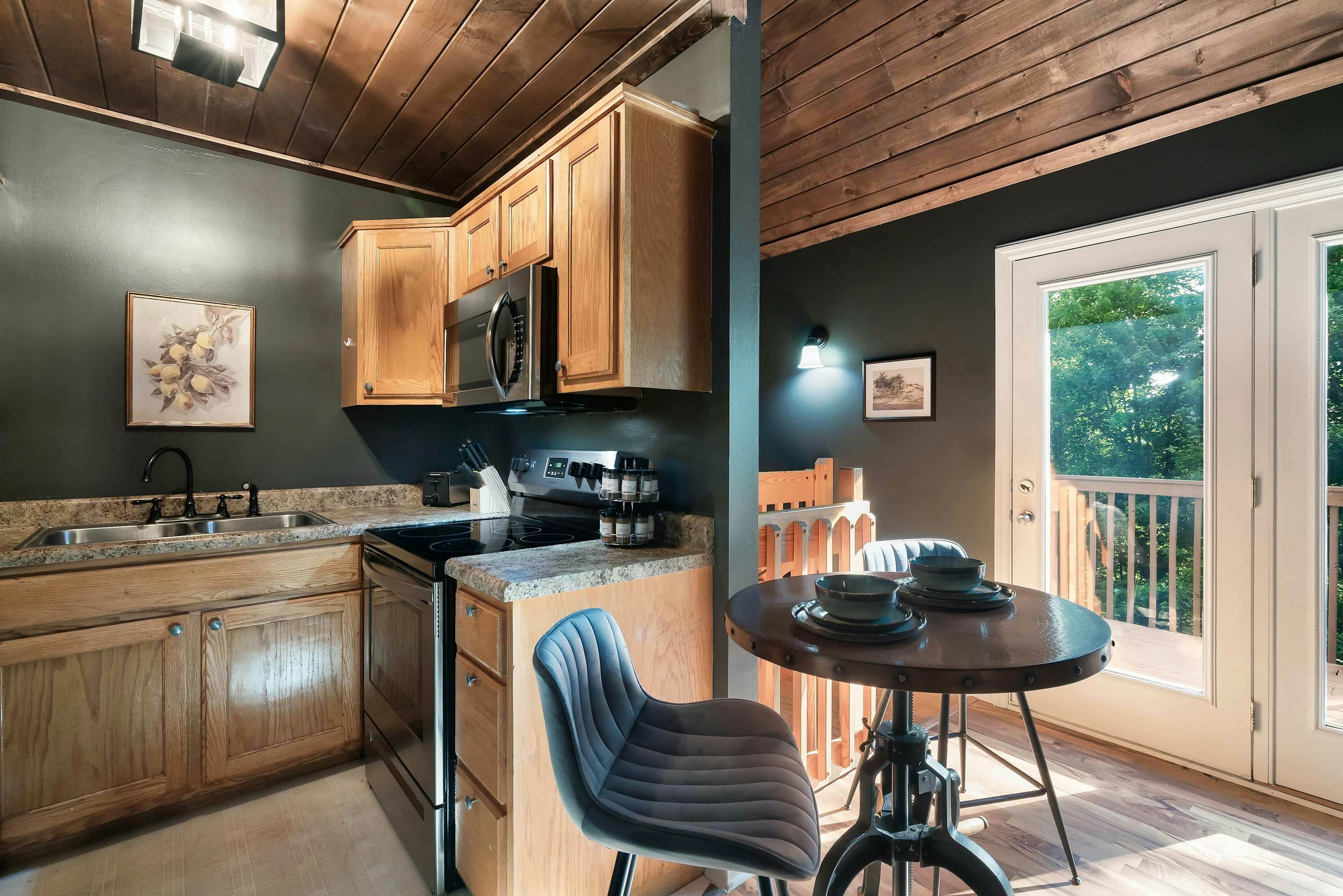 Near Pkwy / Dollywood, Sleeps 6・Hot tub・Game Room