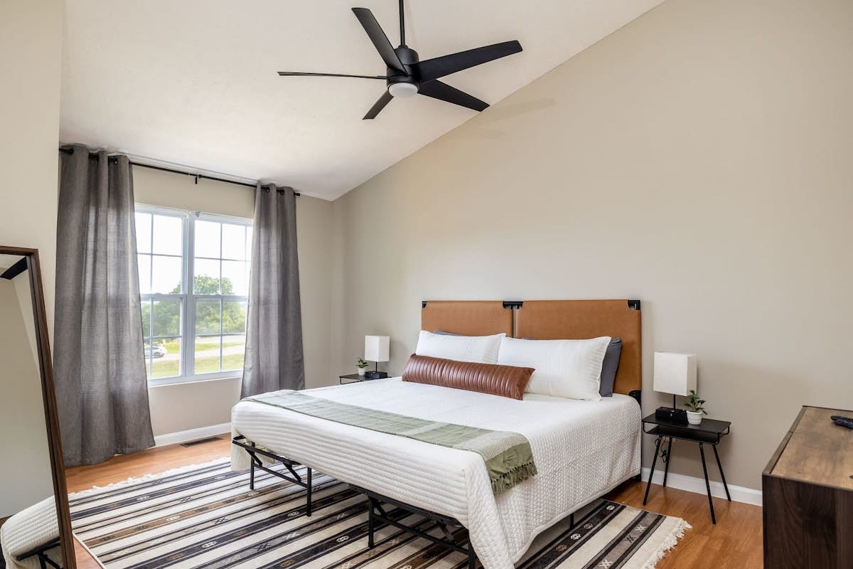 Family Friendly Retreat awaits, Sleeps 8・Hot Tub