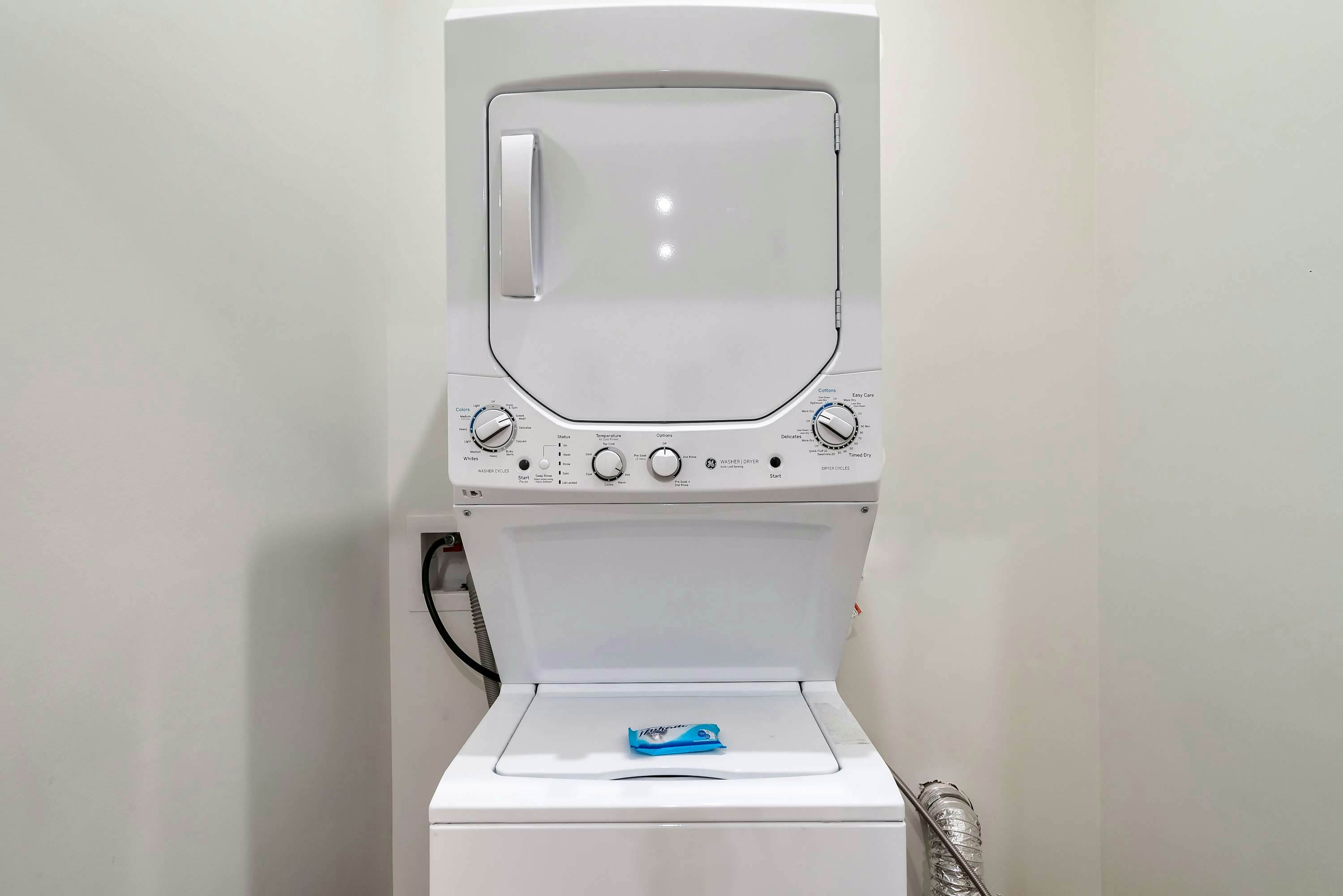 Sleeps 14, Cozy Escape・Indoor Pool, Theater, Games