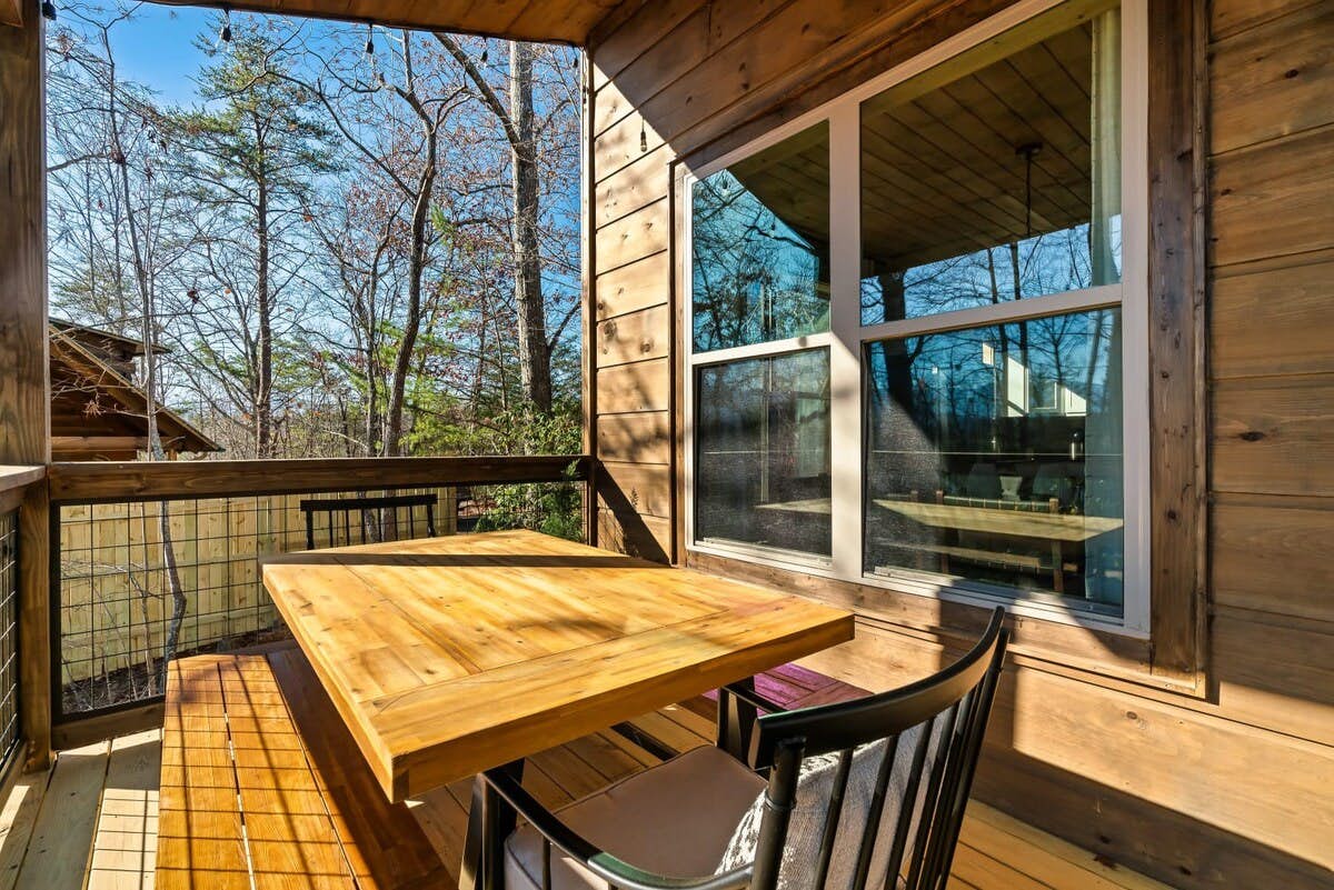 The Everwood Fall Escape | Pool, Hot tub, Grill