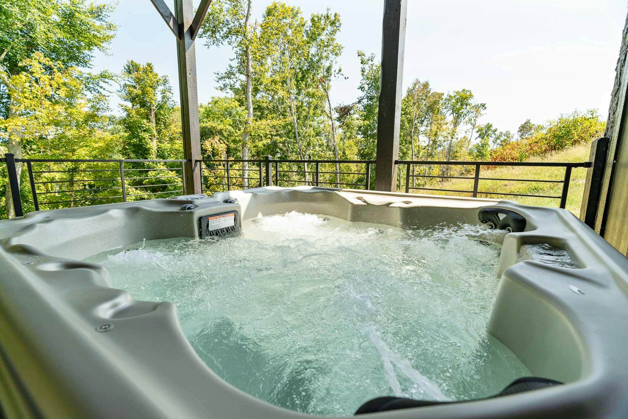 Sleeps 10・Luxe Cabin・View・Hot Tub・Near Water Parks