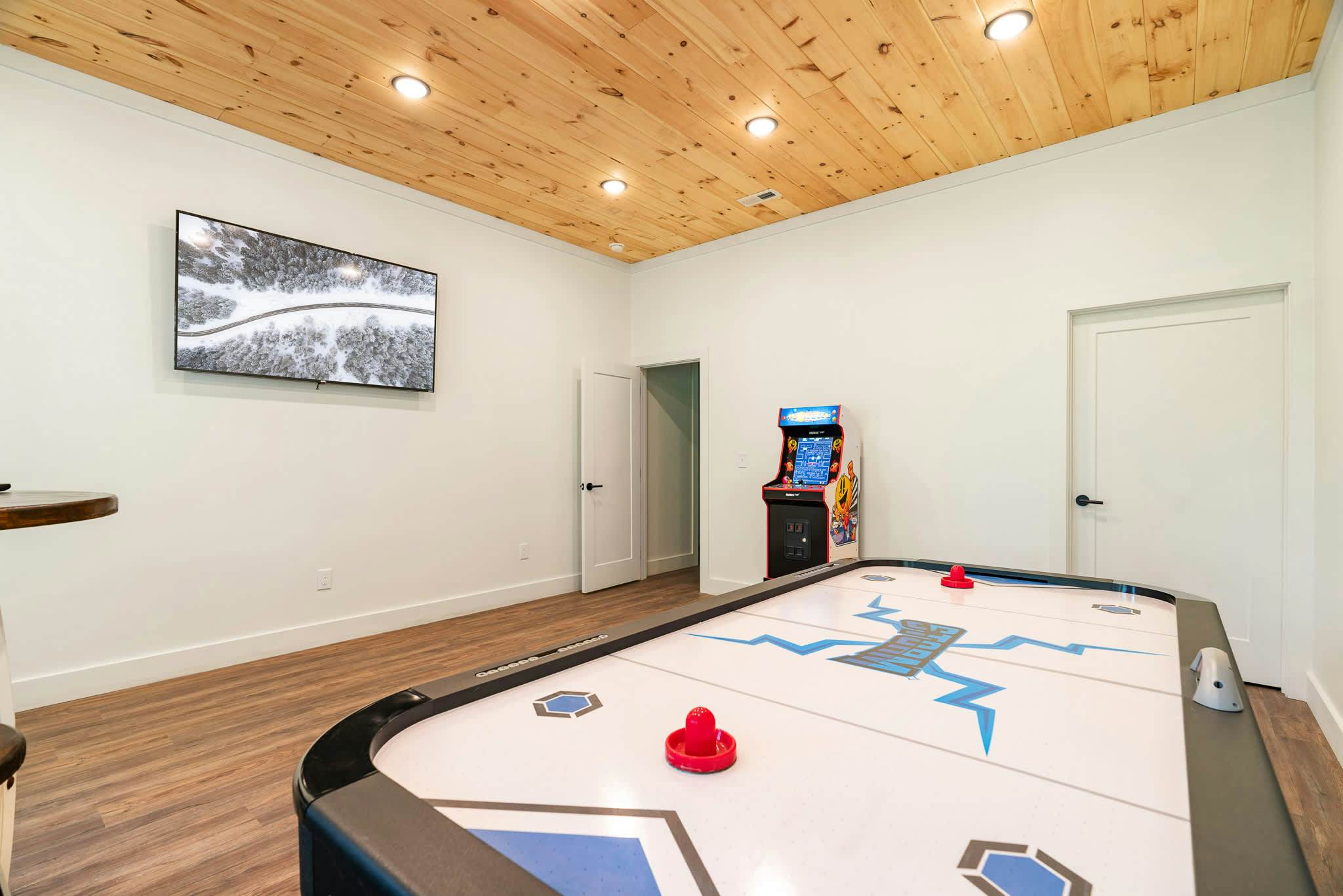 Sleeps 10・Luxe Cabin・View・Hot Tub・Near Water Parks