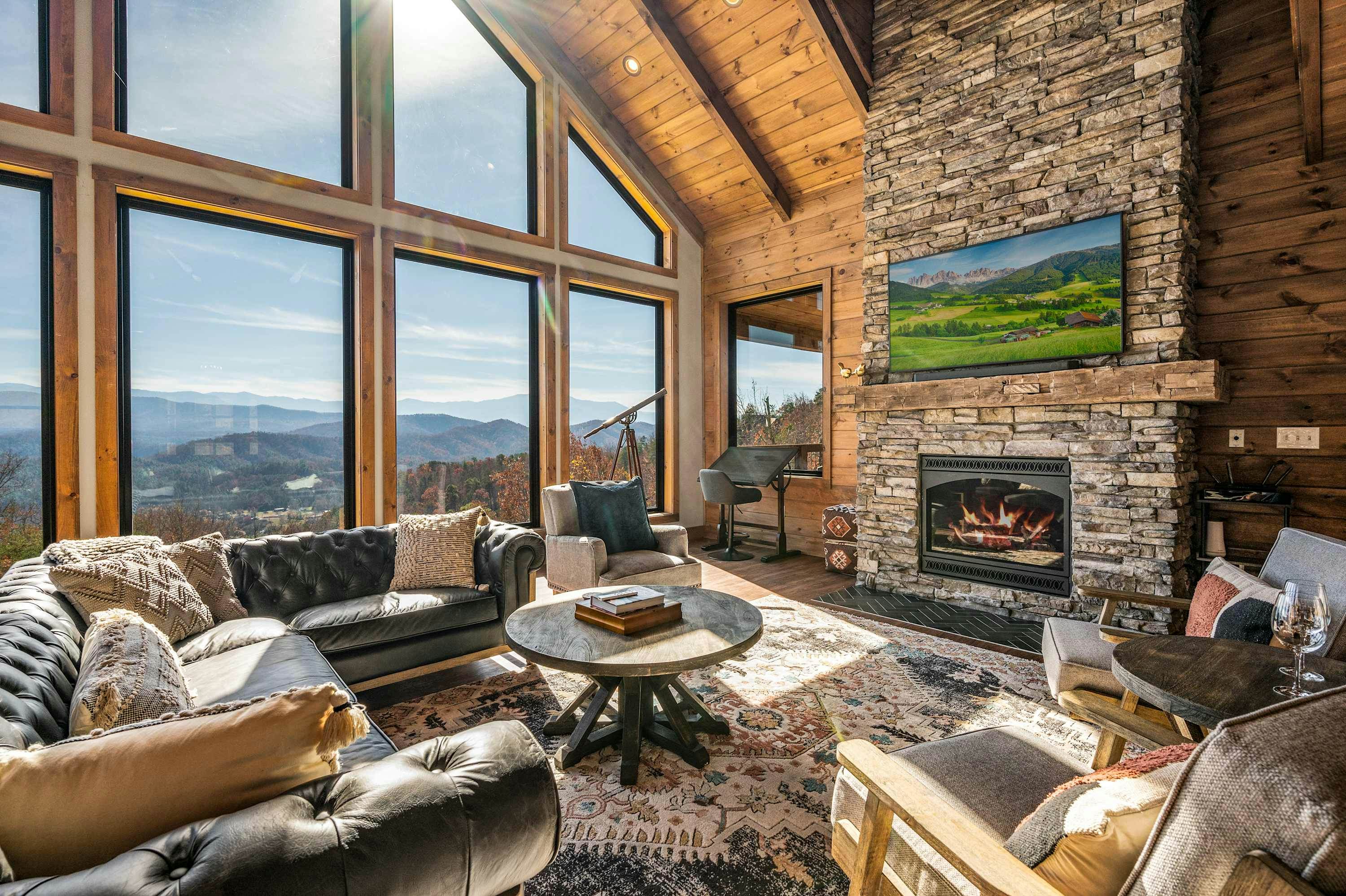 Ridgetop Retreat, Sleeps 11・Theater・Pool・Hot tub