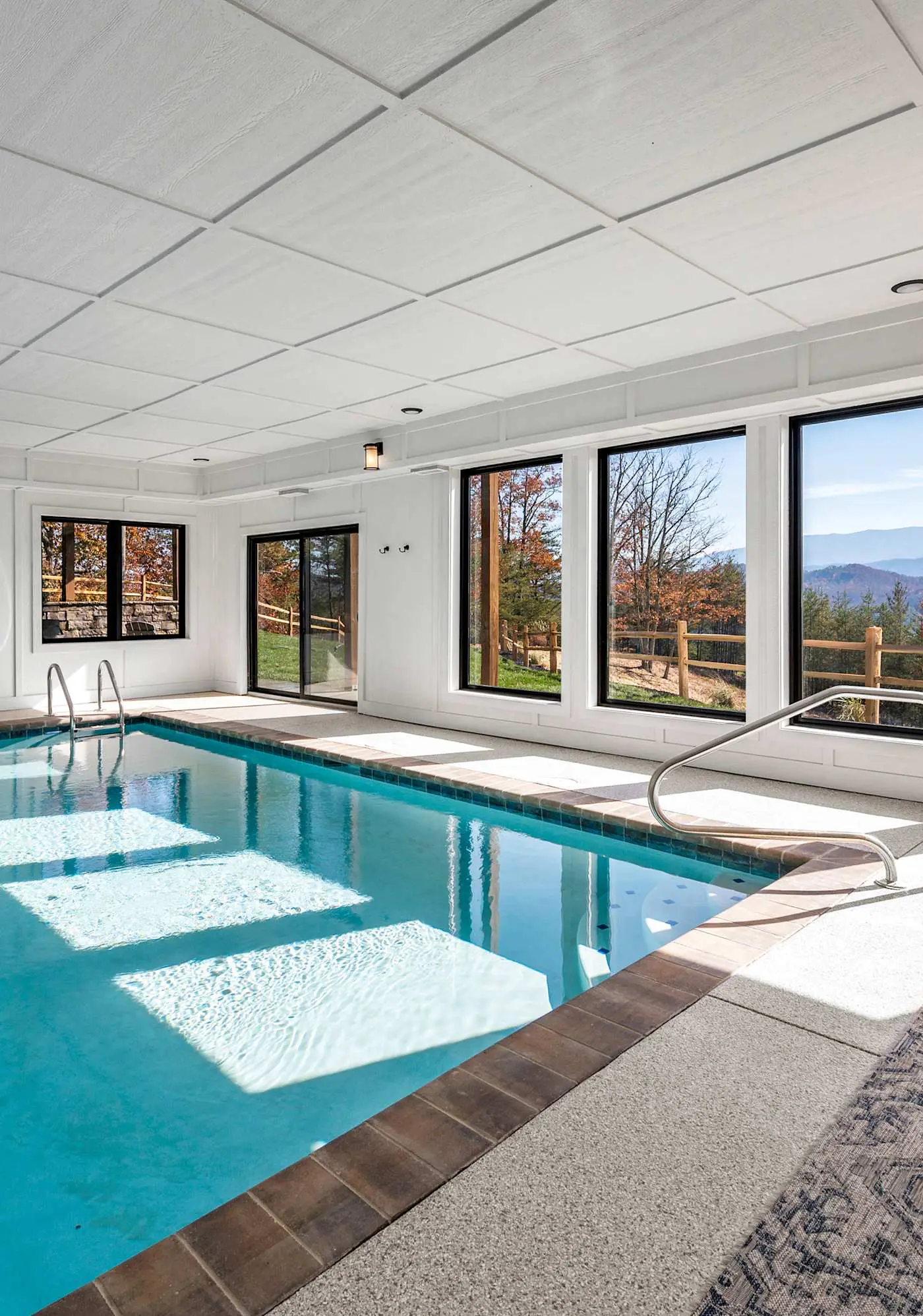 Ridgetop Retreat, Sleeps 11・Theater・Pool・Hot tub