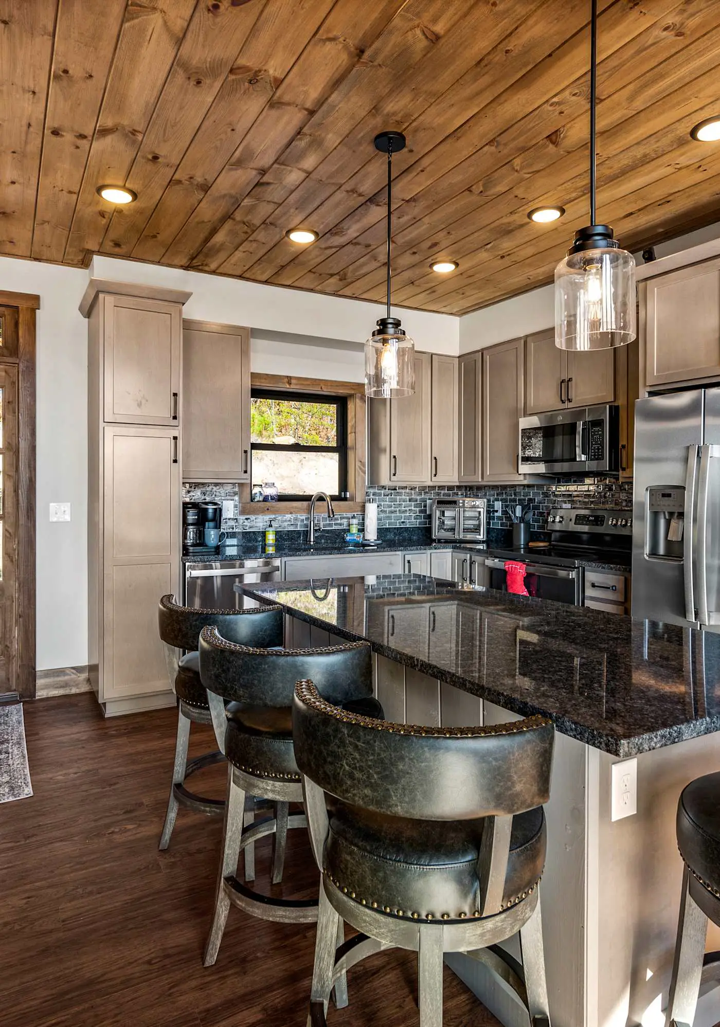 Ridgetop Retreat, Sleeps 11・Theater・Pool・Hot tub