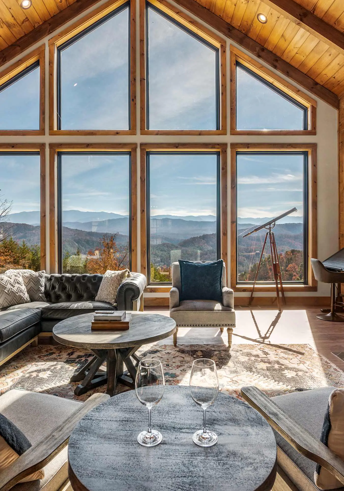 Ridgetop Retreat, Sleeps 11・Theater・Pool・Hot tub