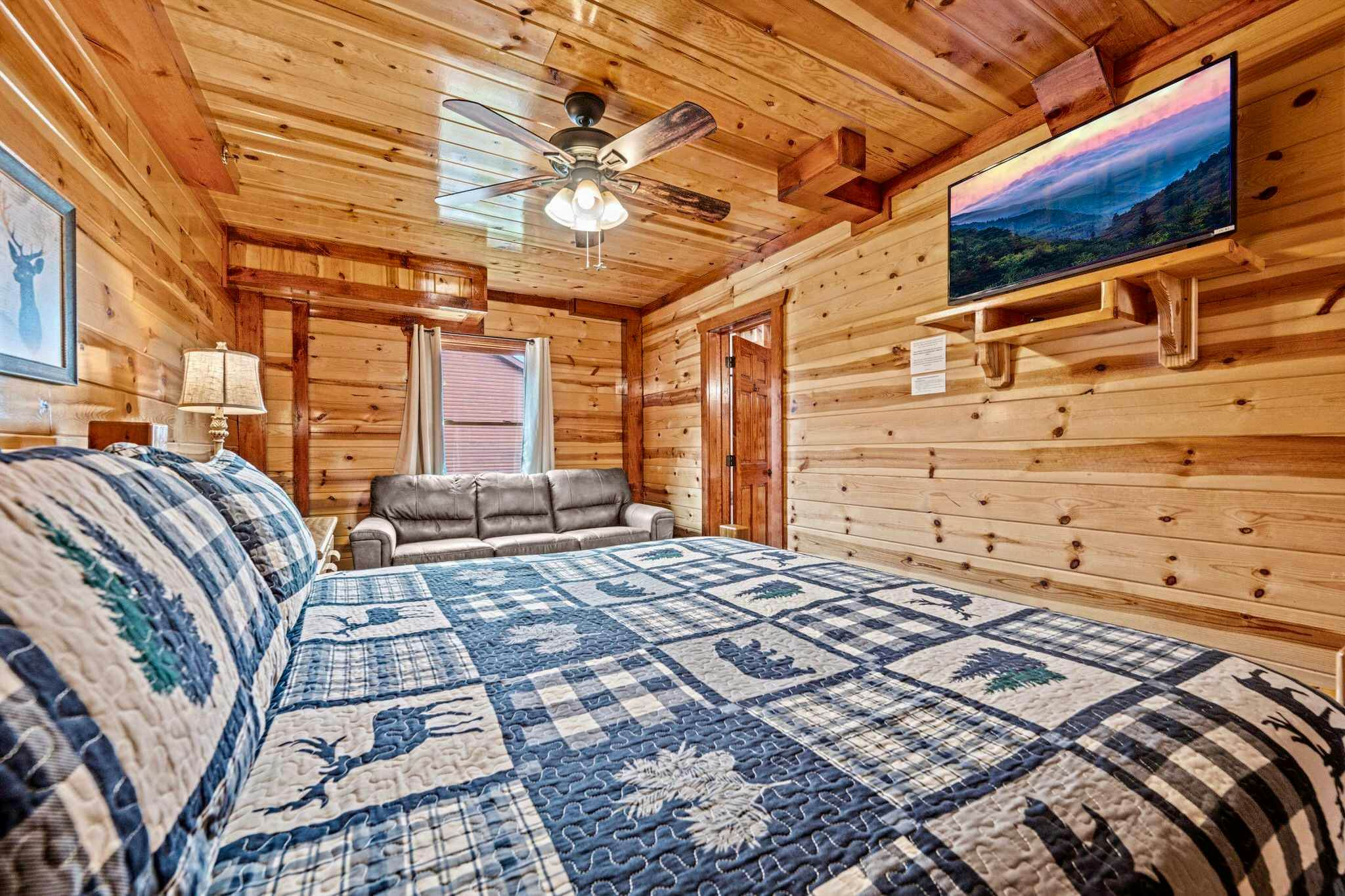 Luxury Cabin, Sleeps 20・Pool, Hot Tub, View, Games