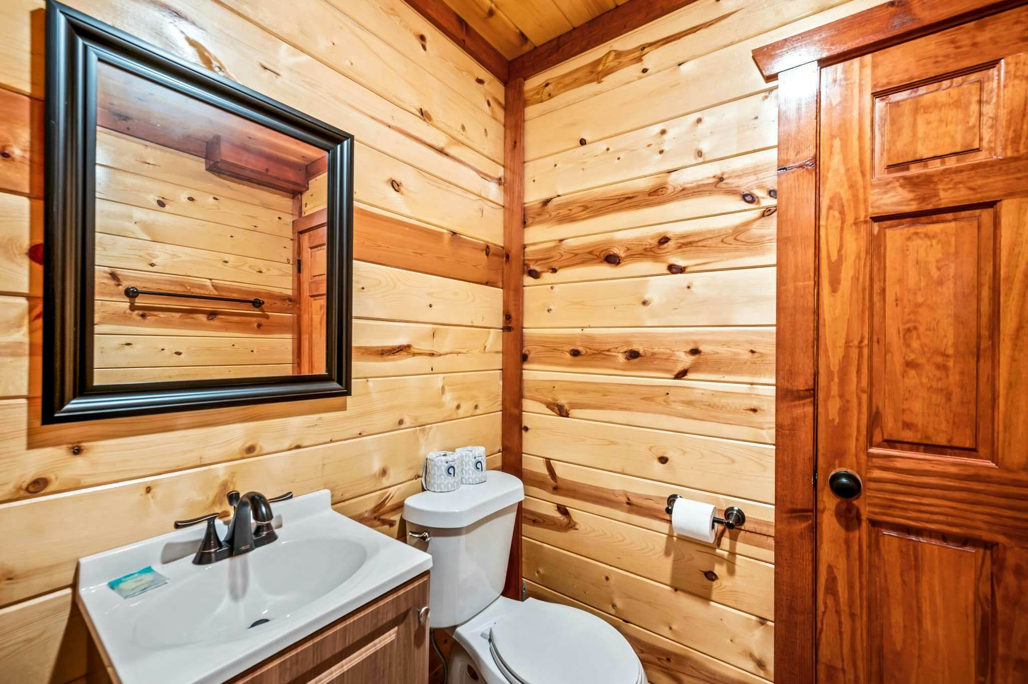 Luxury Cabin, Sleeps 20・Pool, Hot Tub, View, Games