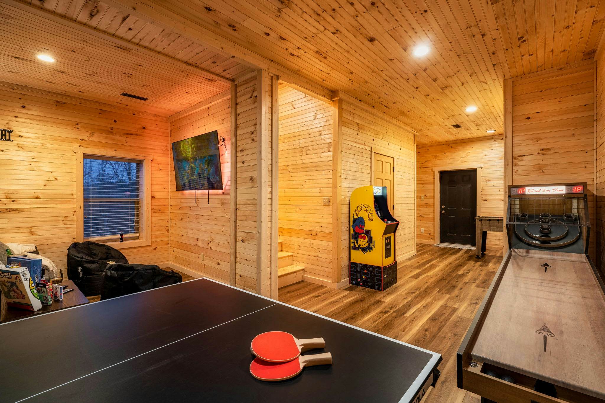 Luxury Cabin w/ Mountain view・Hot Tub, Fire pit