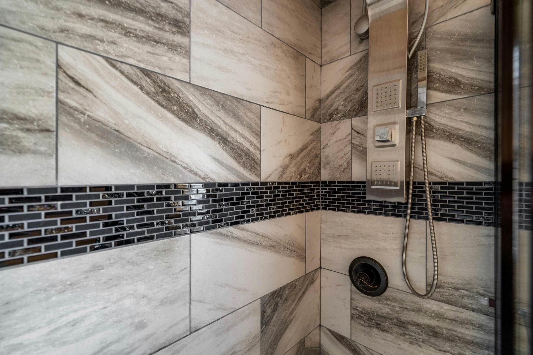 Luxury Cabin w/ Mountain view・Hot Tub, Fire pit