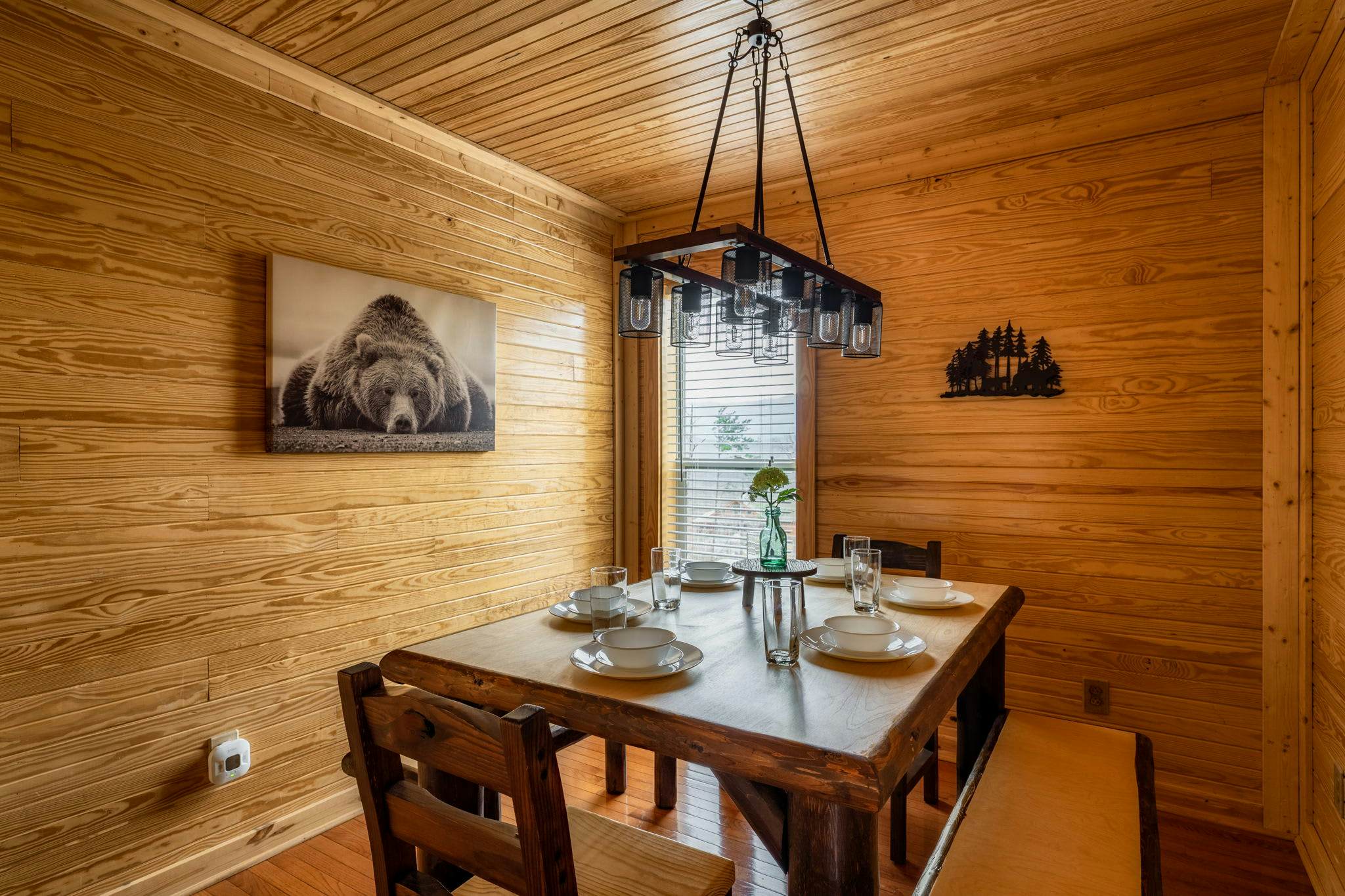 Luxury Cabin w/ Mountain view・Hot Tub, Fire pit