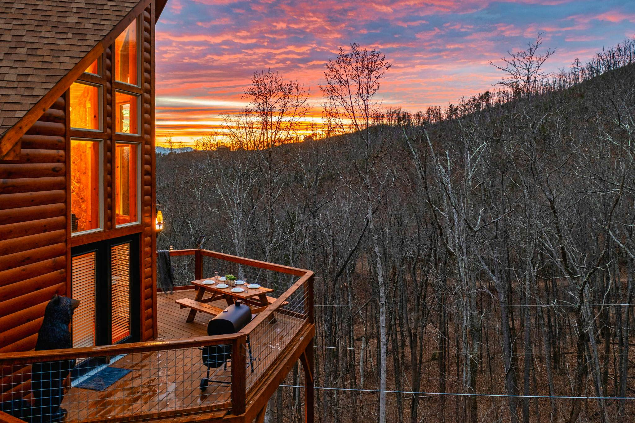 Luxury Cabin w/ Mountain view・Hot Tub, Fire pit
