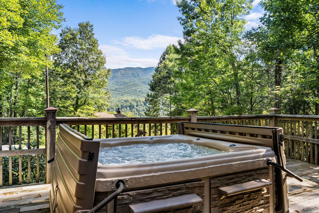 Stunning View, Sleeps 12・Hot tub・Grill・Pets・Games