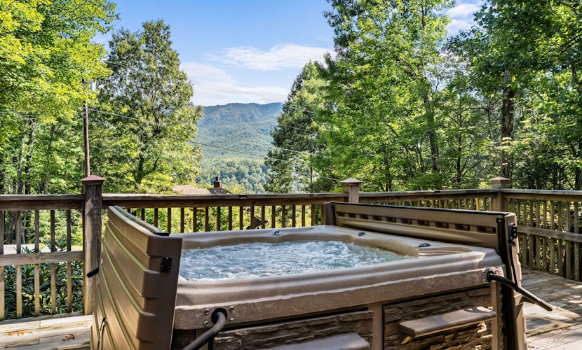 Stunning View, Sleeps 12・Hot tub・Grill・Pets・Games