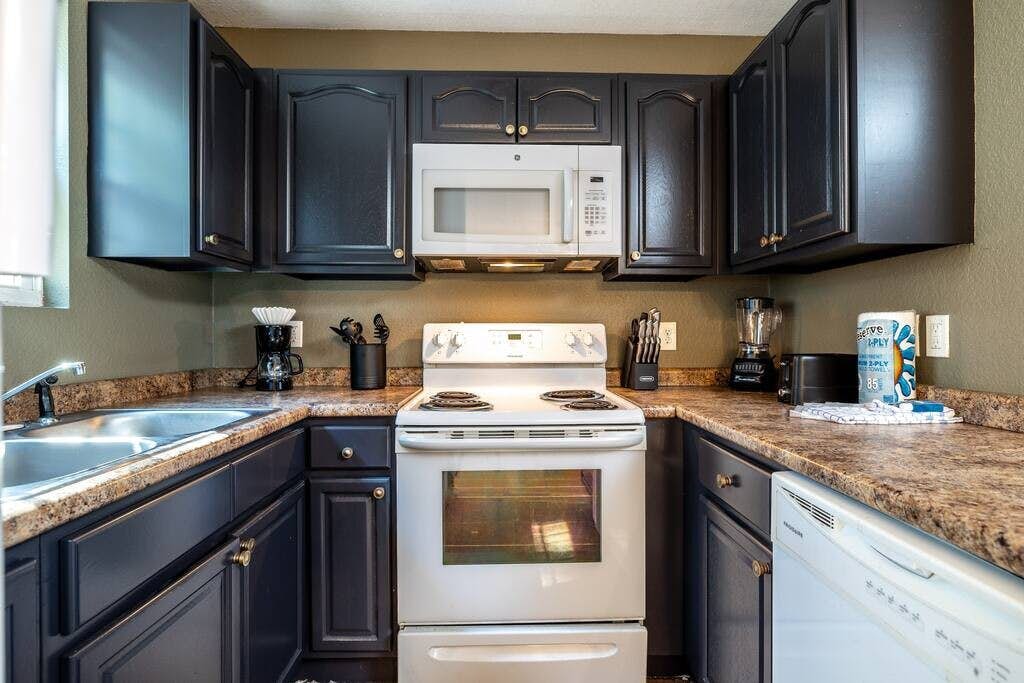 Escape to the Smoky Mountains in this pet-friendly cabin retreat with a private patio and hot tub, perfect for unwinding after exploring nearby attractions like Dollywood and The Island. Enjoy arcade games, a spacious open floor plan, Roku Smart TV, high-speed WiFi, and a fully equipped kitchen. With room to sleep 6, keyless entry, and in-unit washer and dryer, it's ideal for family getaways or group vacations. Book your perfect Pigeon Forge stay today!