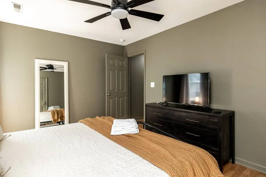 Peaceful Getaway, Sleeps 6・Pet Friendly & Hot Tub