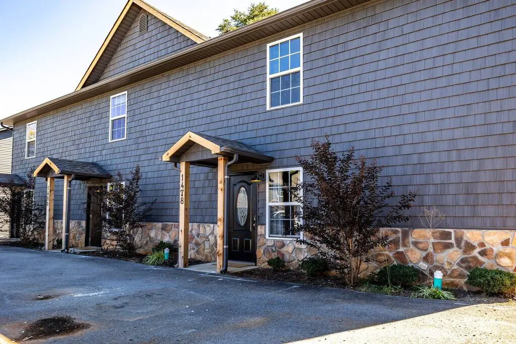 Peaceful Getaway, Sleeps 6・Pet Friendly & Hot Tub