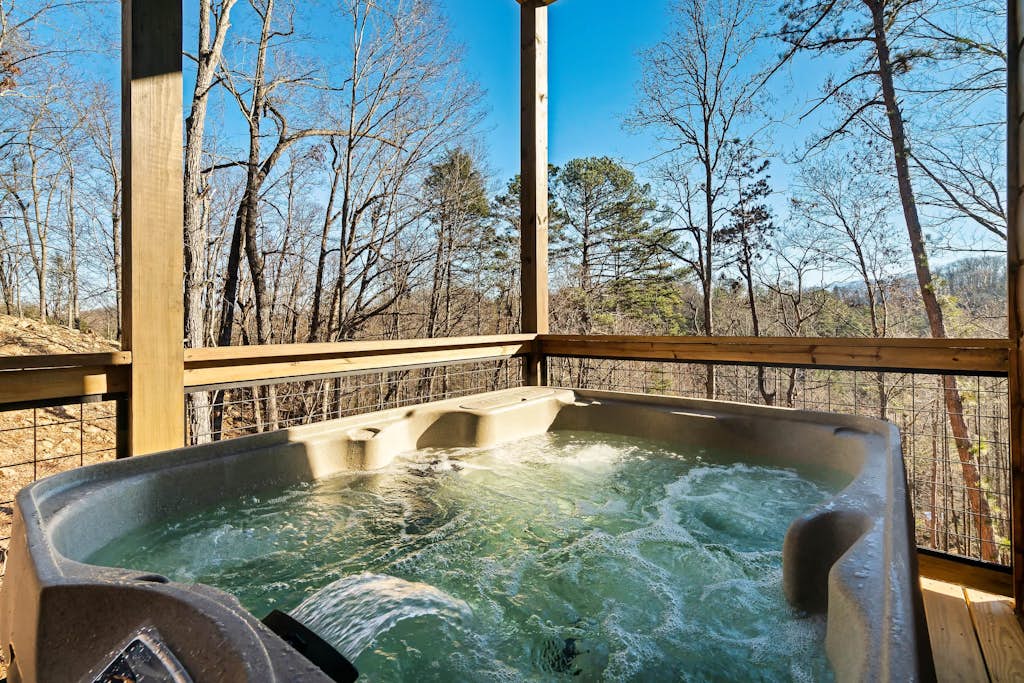Luxury Cabin w/ View・Pool・Hot Tub・Games・Fire pit