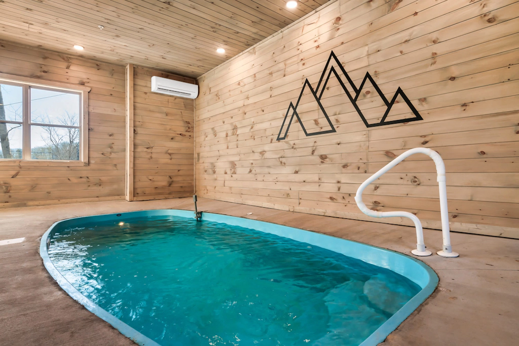 Luxury Cabin w/ View・Pool・Hot Tub・Games・Fire pit