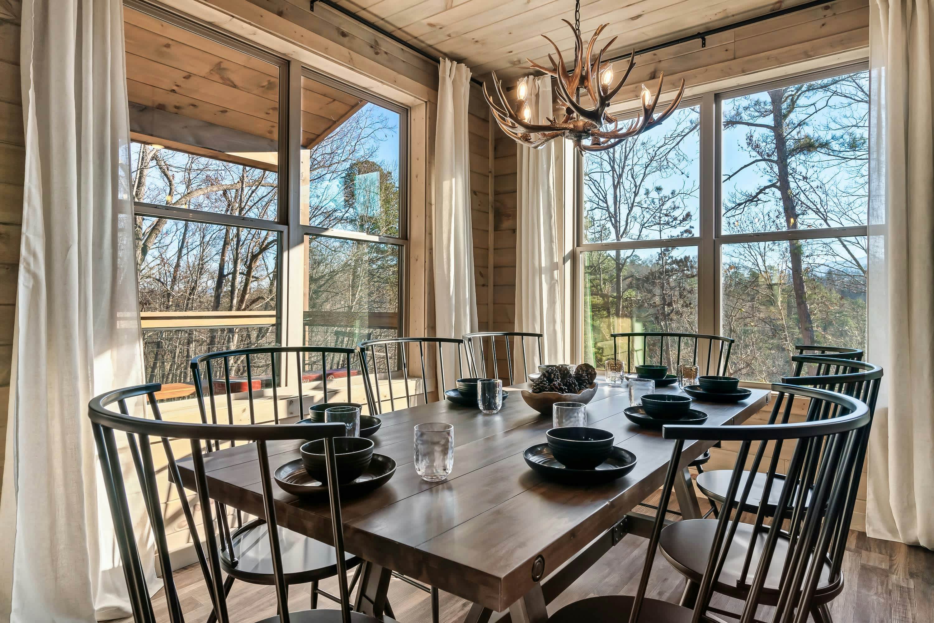 Luxury Cabin w/ View・Pool・Hot Tub・Games・Fire pit