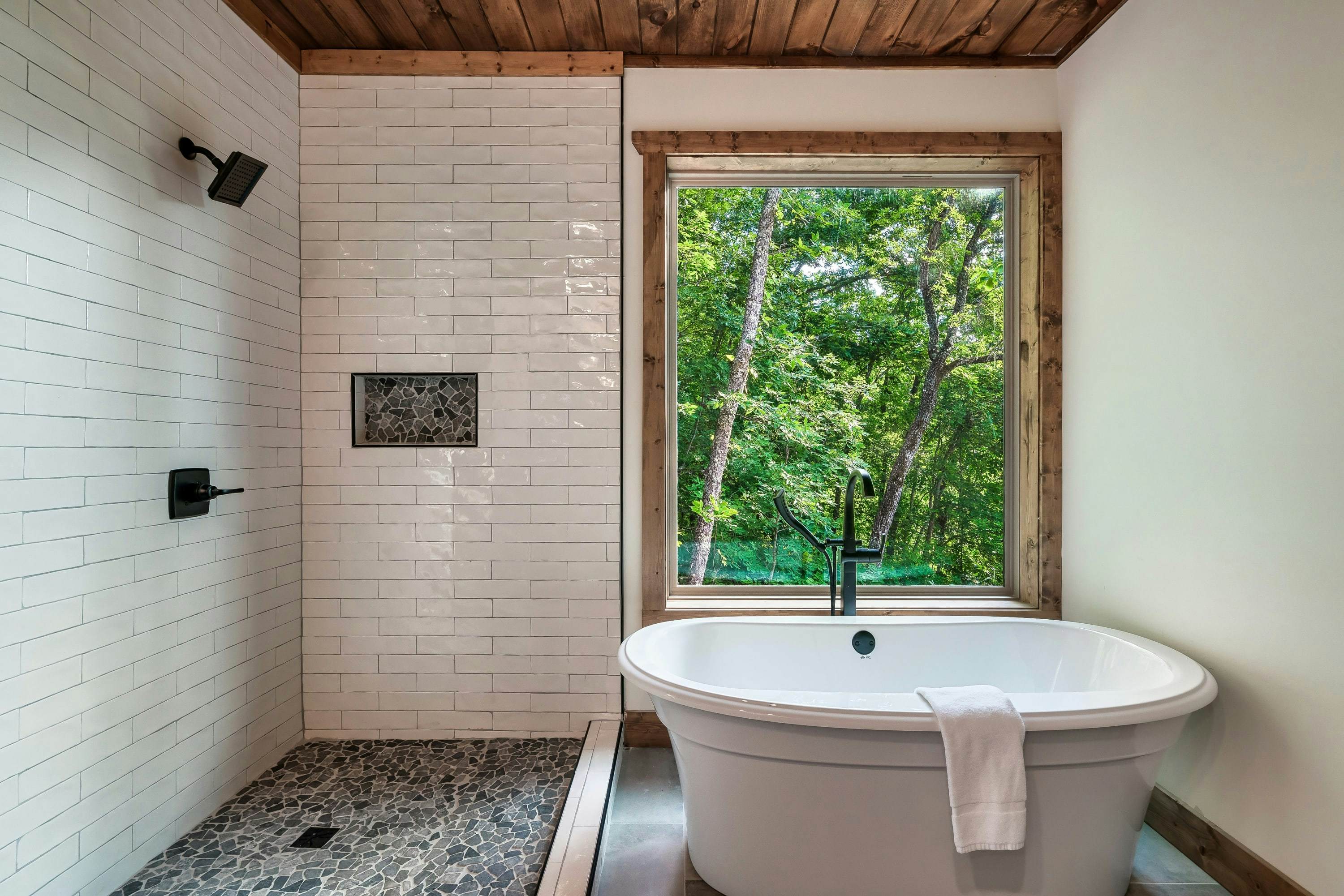 Sleeps 20・Mtn View・Indoor Pool・Theater・Gym・Hot tub