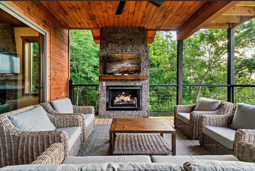 Sleeps 20・Mtn View・Indoor Pool・Theater・Gym・Hot tub