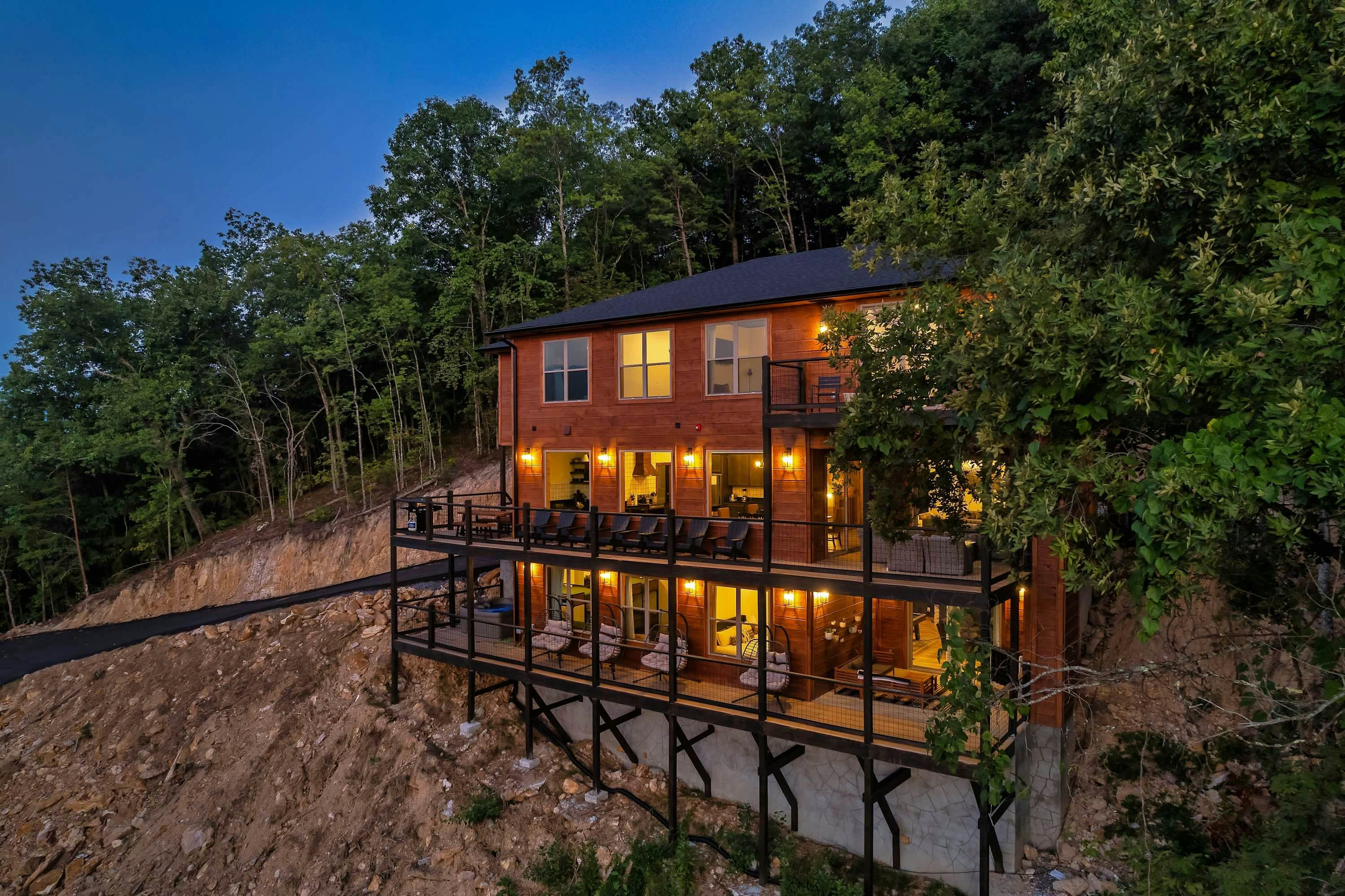 Sleeps 20・Mtn View・Indoor Pool・Theater・Gym・Hot tub