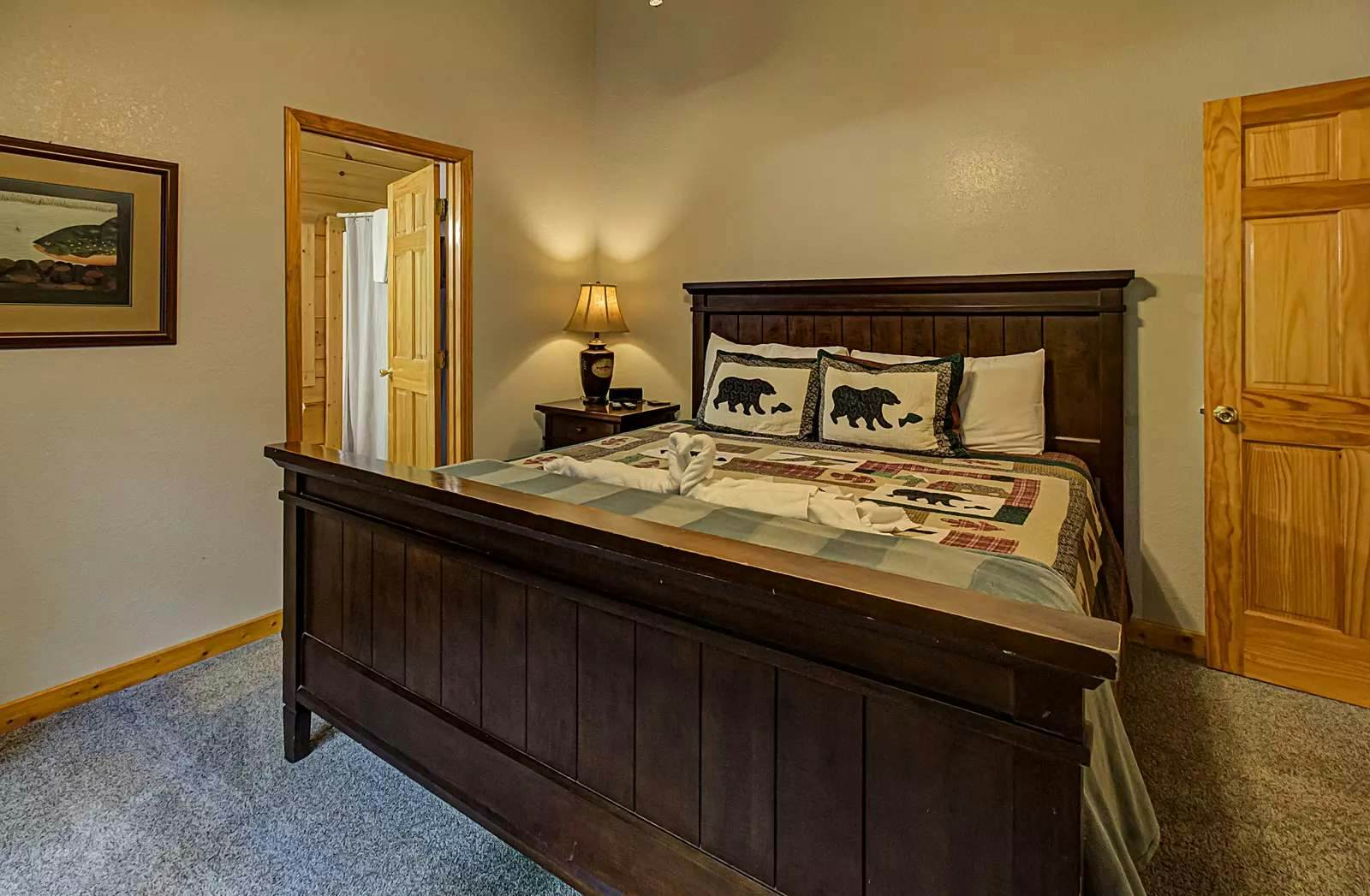 Arrowhead Cabin, Sleeps 18・Hot Tub・Grill・Game Loft